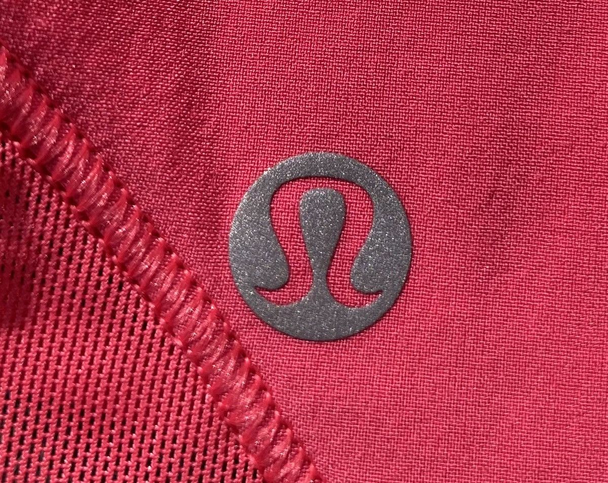Lululemon Lululemon Hotty Hot Sonic Hot Pink Unlined Shorts Women’s 6 Size 28" / US 6 / IT 42 - 5 Thumbnail