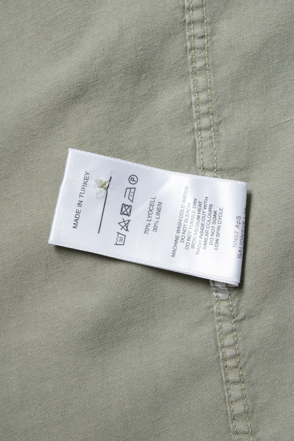 NN07 NN07 No Nationality, green shirt Size US XL / EU 56 / 4 - 5 Thumbnail