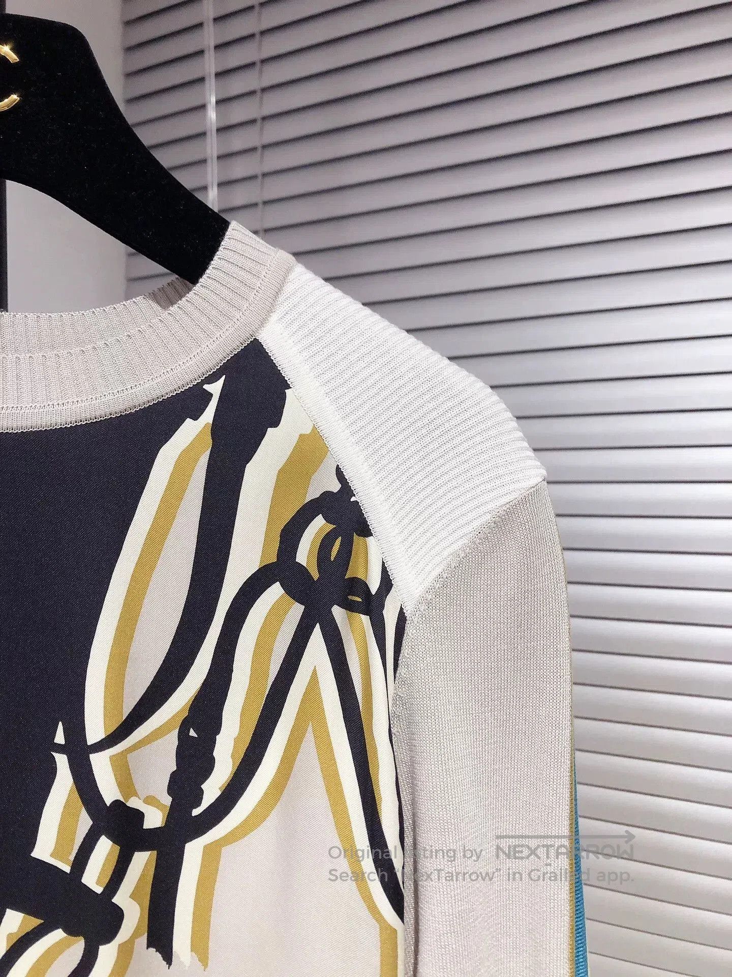 Hermes HERMES Silk Printed Knit Sweater Top. Size US S / EU 44-46 / 1 - 4 Thumbnail
