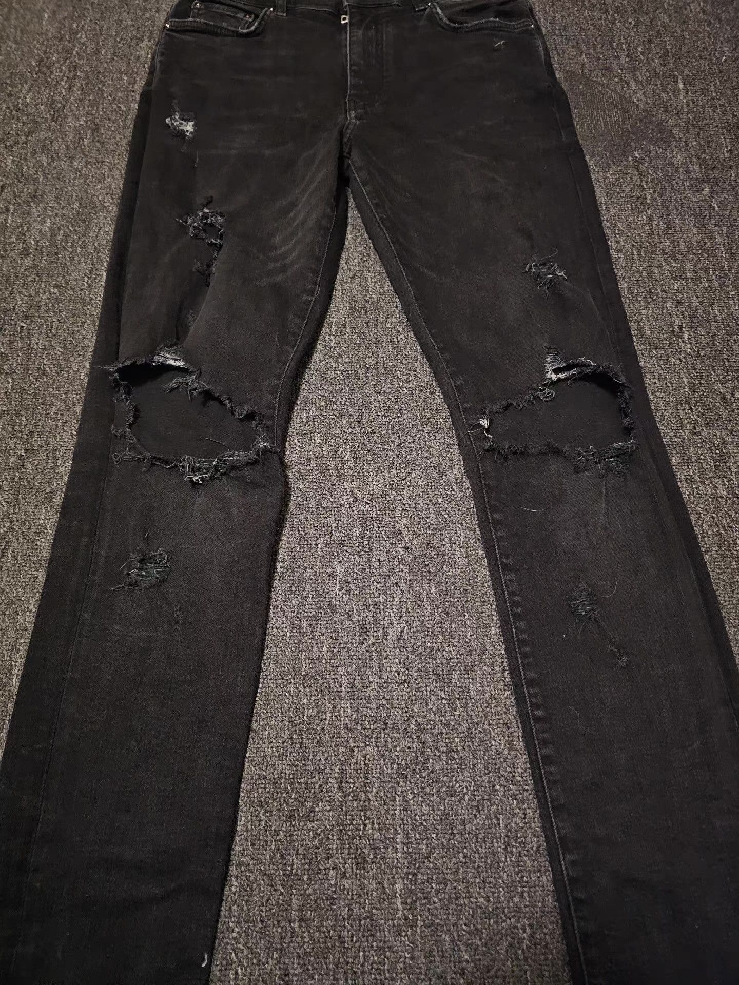 Amiri Amiri ripped jeans Size US 34 / EU 50 - 2 Thumbnail