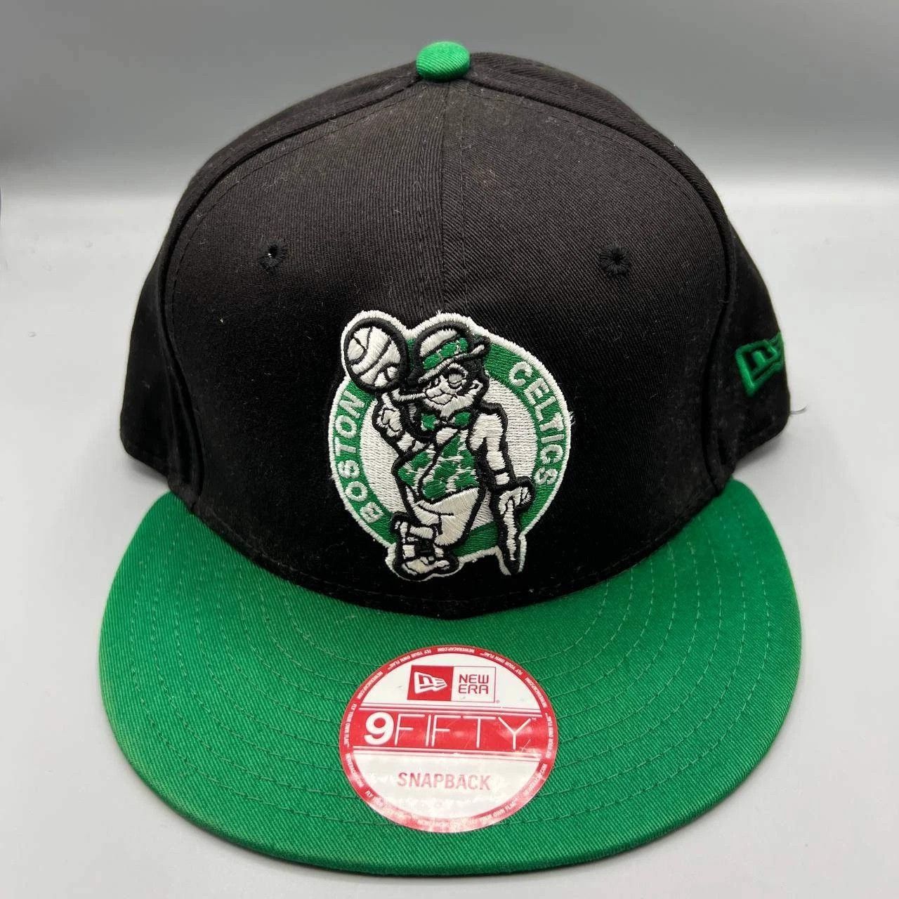 New Era Boston Celtics Hat Men Black NBA Snap Back Hardwood Classics Size ONE SIZE - 1 Thumbnail