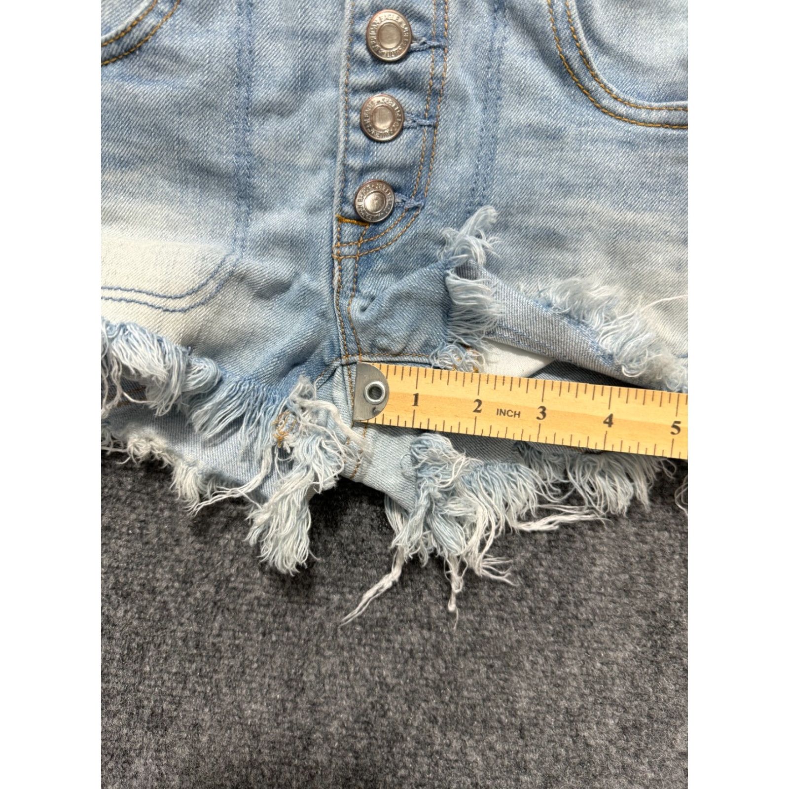 American Eagle Outfitters VINTAGE American Eagle Shorties Women's 2 Light Blue Booty Braided Waist Hi Rise Casual Denim 2010s Womens Shorts Size US 4.5 / IT 34.5 - 5 Thumbnail
