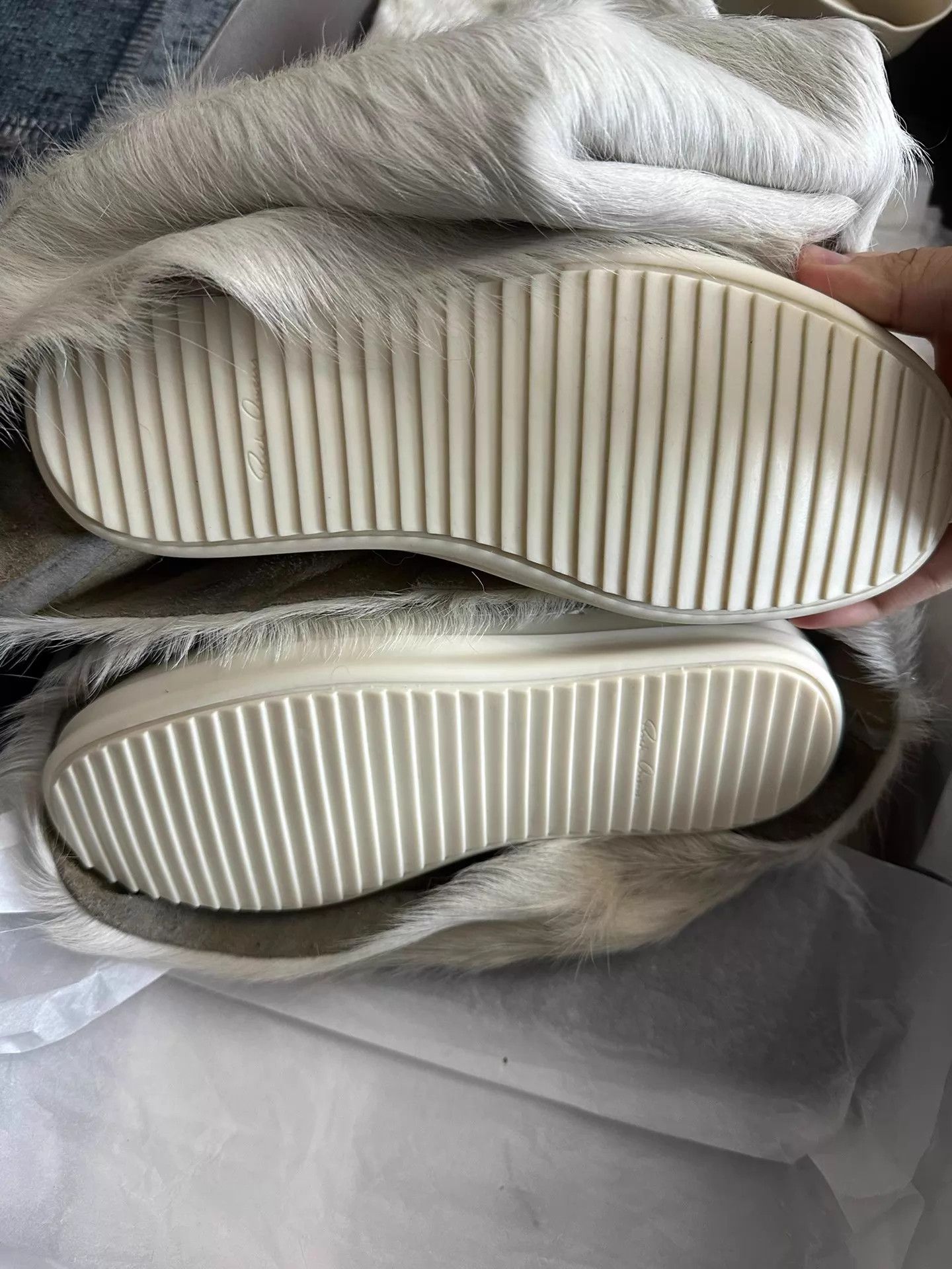 Rick Owens Rick Owens 25FW Women's White Horsehair Cargo Flare 37 Size US 6.5 / IT 36.5 - 7 Thumbnail