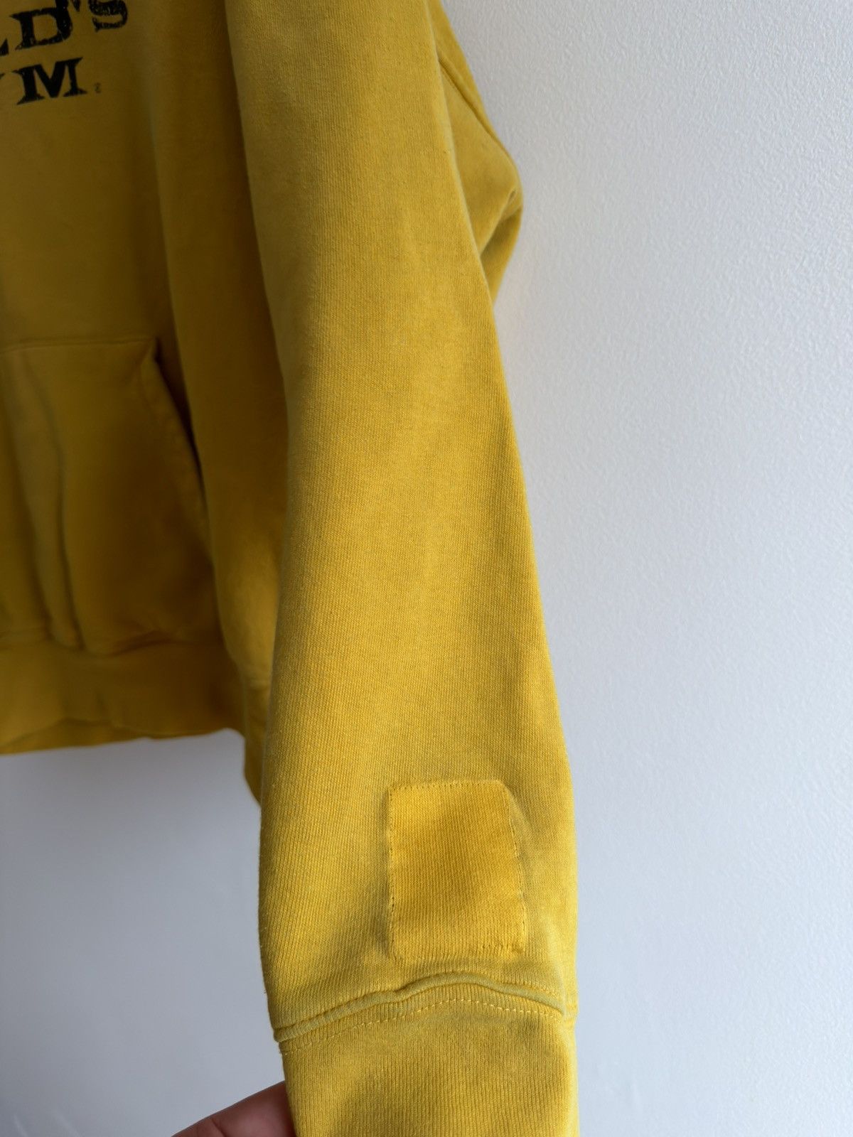 Vintage VINTAGE 00s Y2K GOLD’S GYM HOODIE BODYBUILDING EUROPE XL Size US XL / EU 56 / 4 - 8 Thumbnail