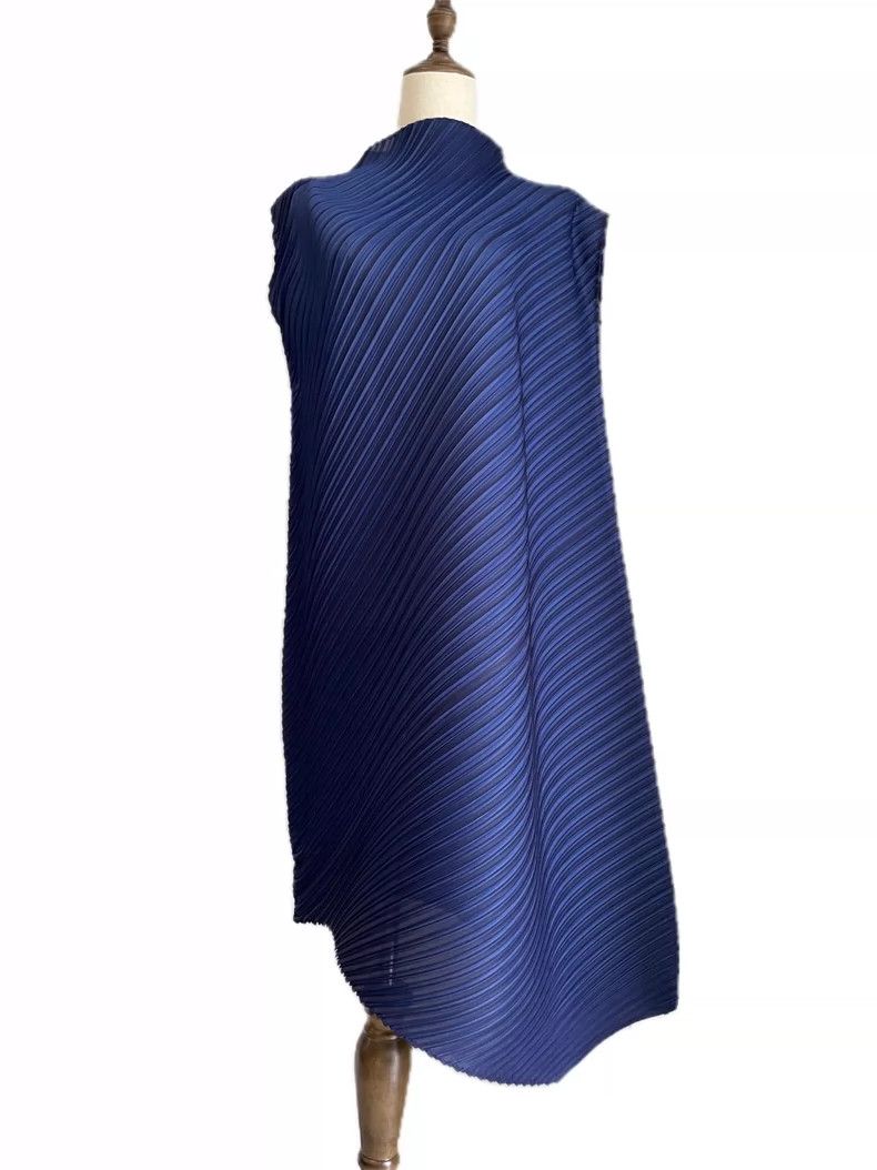 Issey Miyake Issey Miyake size:3 Dark blue twill spring pleated silhoue Size M / US 6-8 / IT 42-44 - 1 Thumbnail