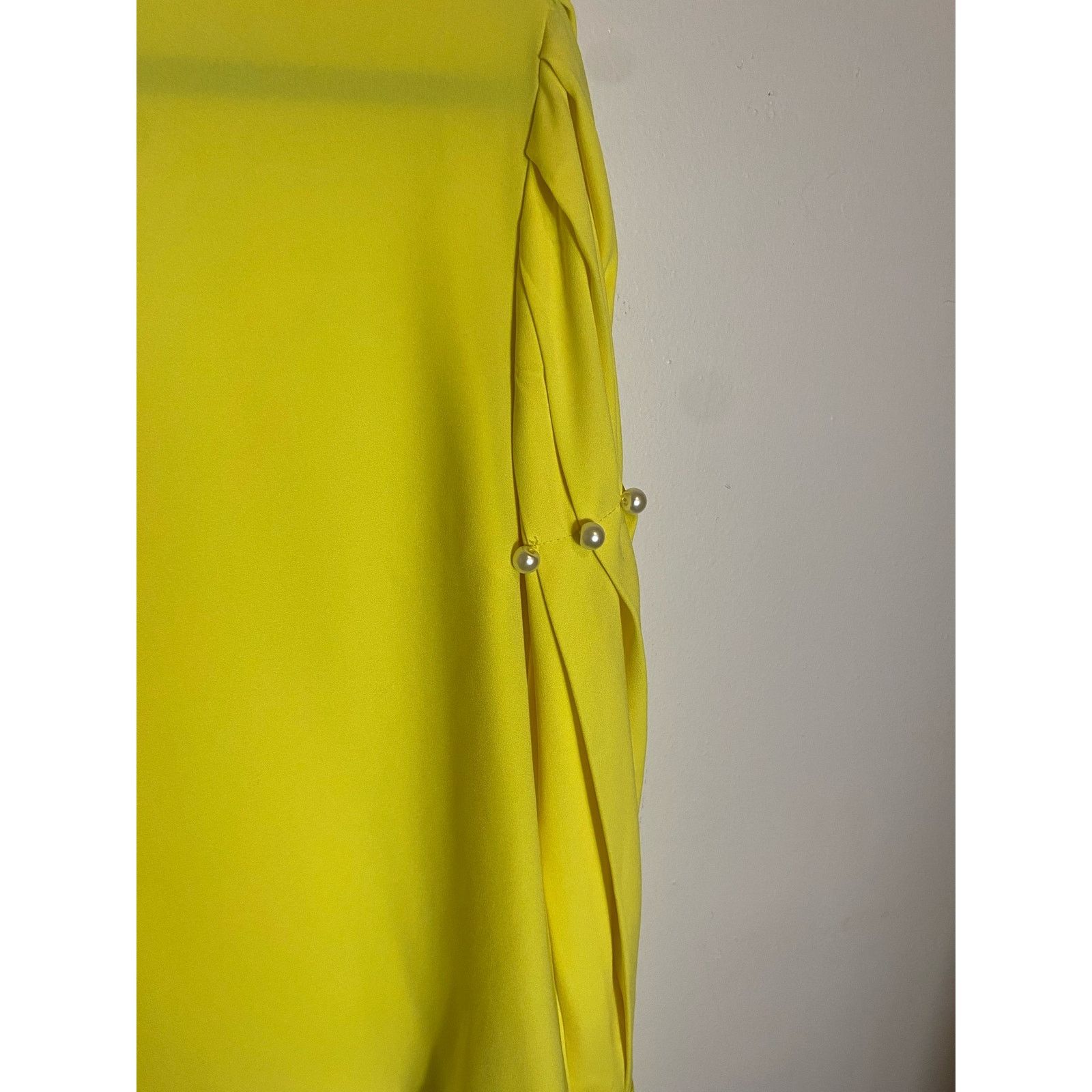 & Other Stories Elegant yellow shirt with pleated sleeves size small by CQ Size S / US 4 / IT 40 - 9 Thumbnail