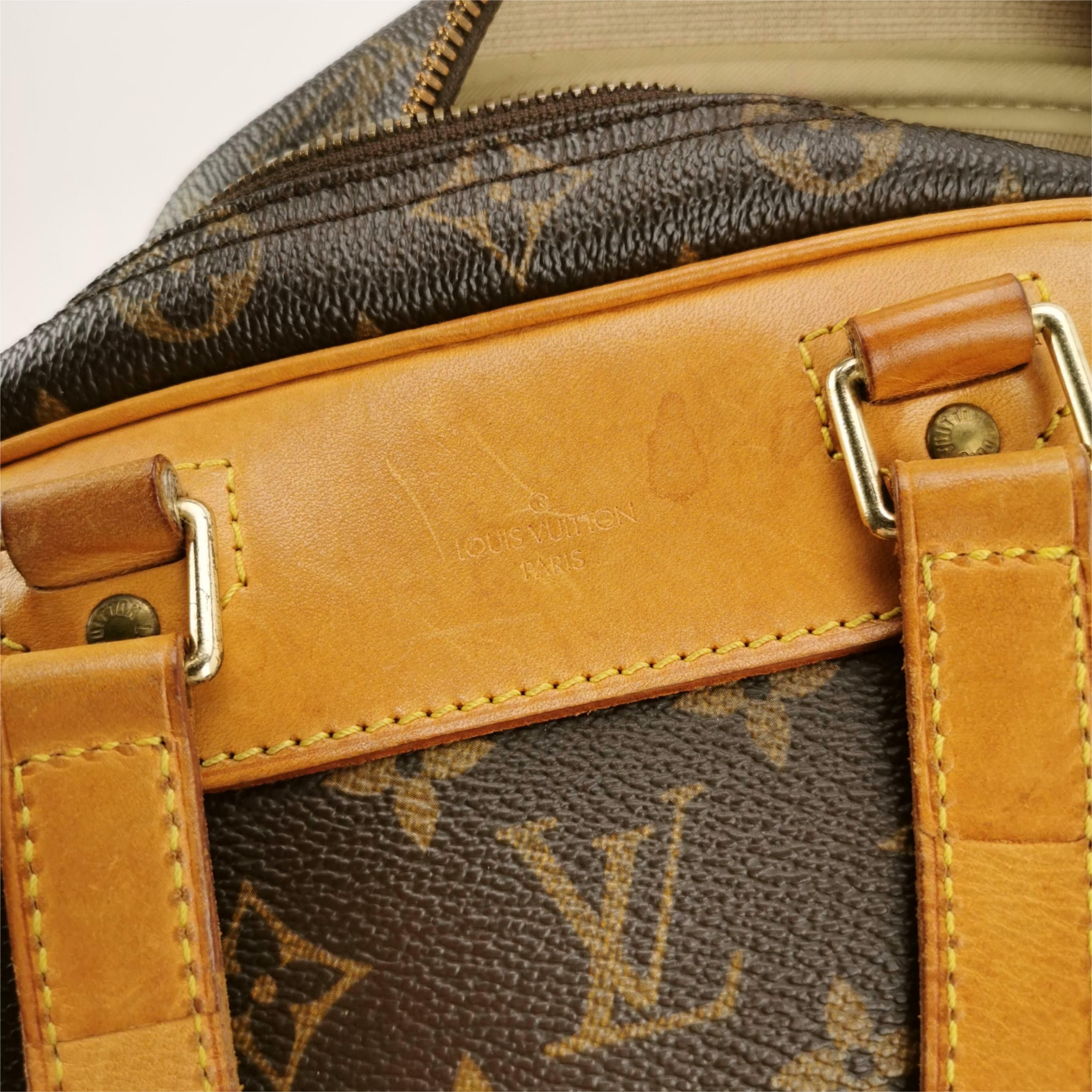 Louis Vuitton Louis Vuitton (LV) Excursion Small Vegetable Tanned Leather Size ONE SIZE - 3 Thumbnail