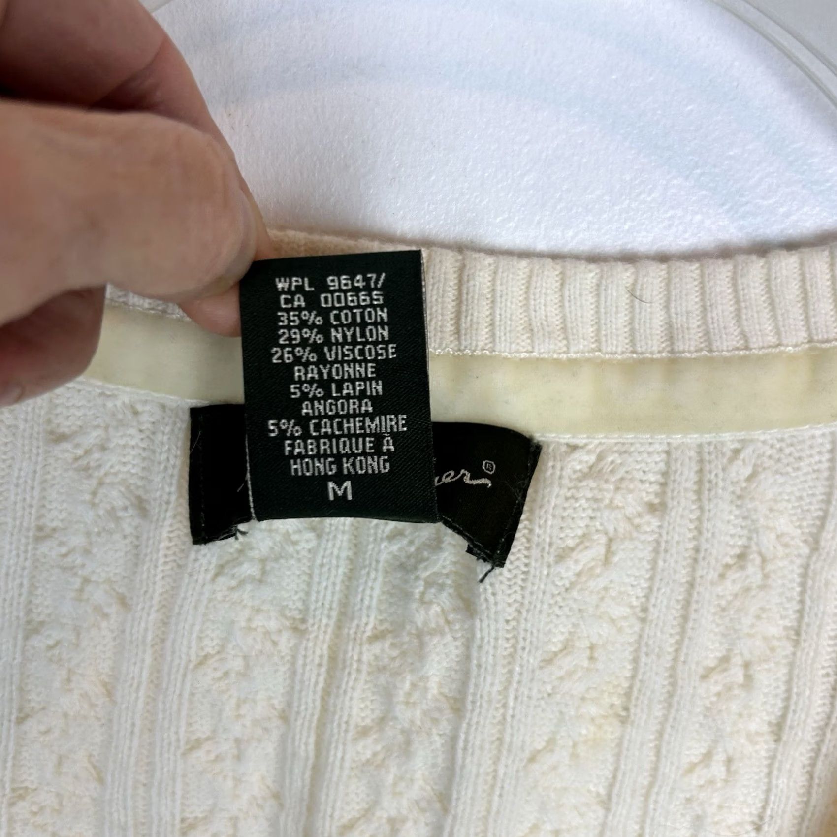 Eddie Bauer Eddie Bauer Sweater Womens M Ivory Cable Knit Ruffle Neckline V-Neck Long Sleeve Pullover Casual Knit Classic Fit Size M / US 6-8 / IT 42-44 - 6 Thumbnail