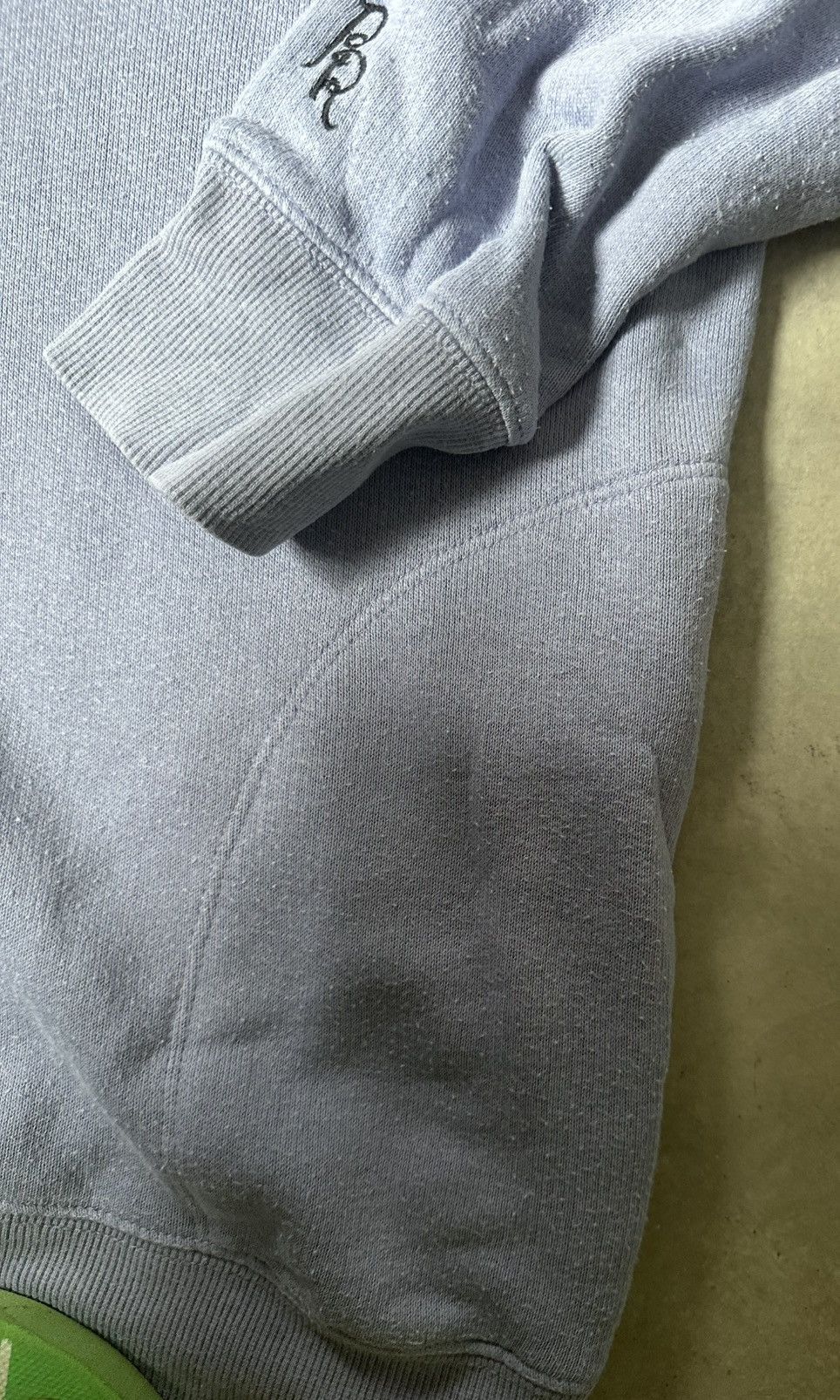 Uniqlo UNIQLO X PETER RABBIT TALE OF TOM KITTEN DISTRESSED HOODIE Size US L / EU 52-54 / 3 - 4 Thumbnail