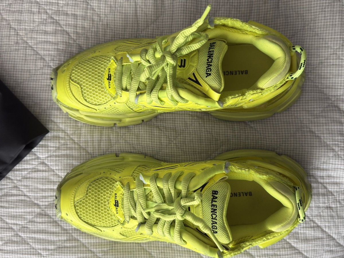 Balenciaga Balenciaga Runner ‘ Fluorescent Yellow ’ Size US 10.5 / EU 43-44 - 4 Thumbnail