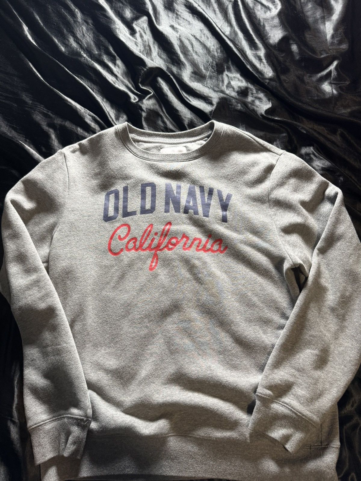 Old Navy Old Navy Sweatshirt Size US M / EU 48-50 / 2 - 1 Thumbnail