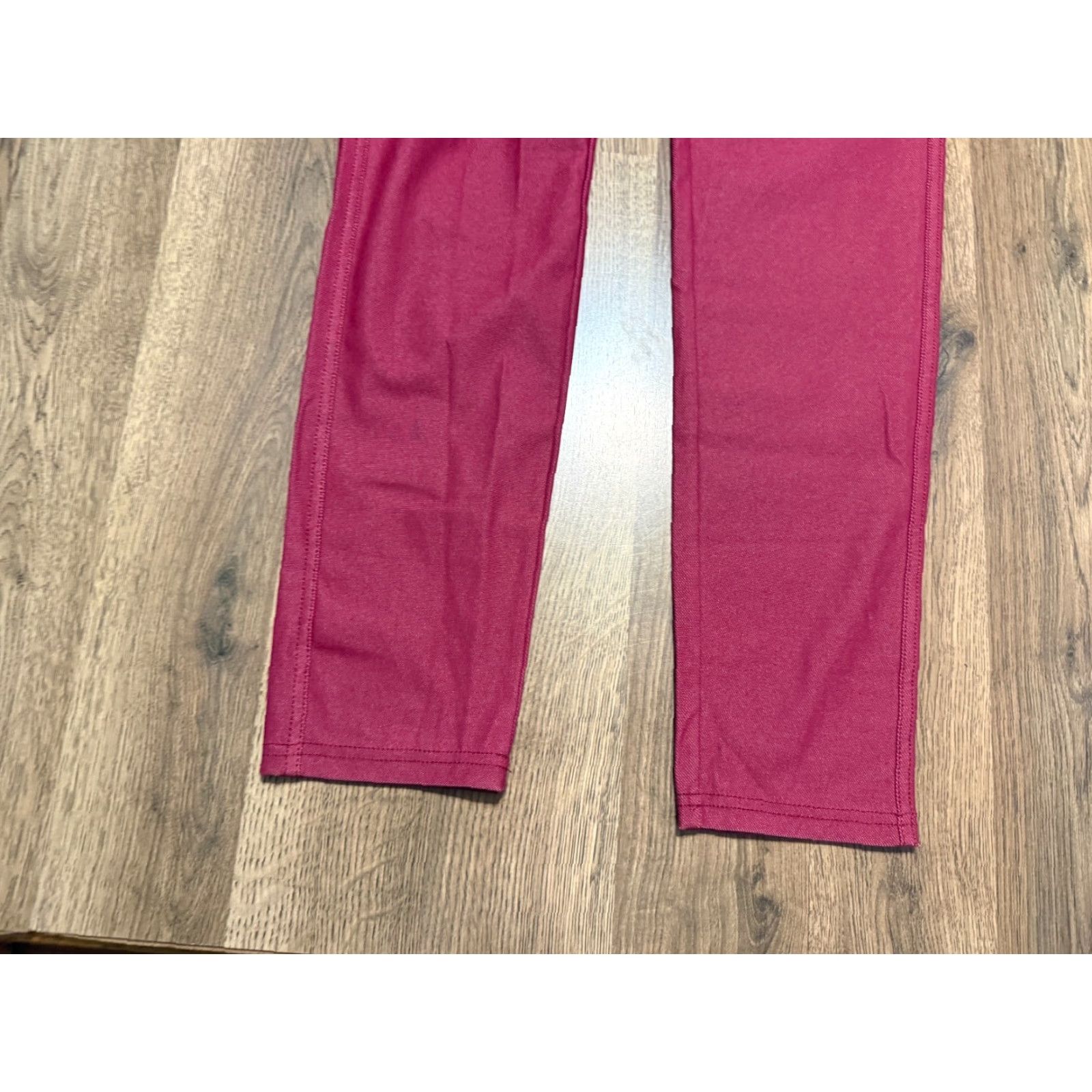 Vintage Yelete Pants Women's Large Burgundy Red Skinny Mid Rise NWT Size 36" / US 14 / IT 50 - 3 Thumbnail