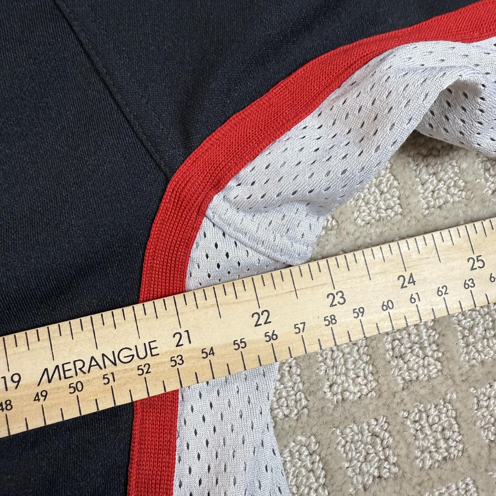 Jordan Brand Vintage Jordan Button Up Warm Up Shirt XL Black Red Size US XL / EU 56 / 4 - 4 Thumbnail