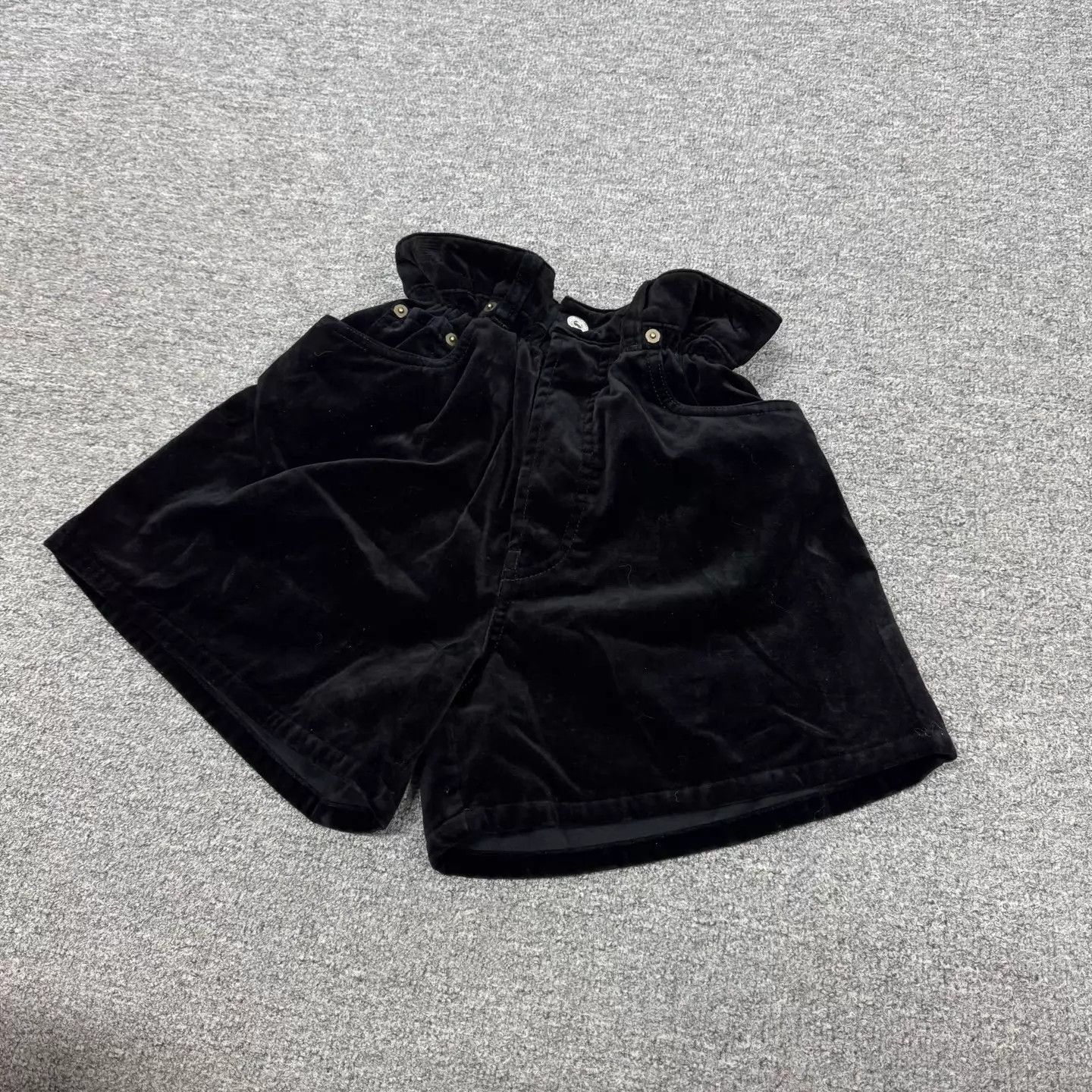 Miu Miu MIU MIU Black Velvet Ruffle High-Waisted A-Line Short Size 25" / US 0 / IT 36 - 4 Thumbnail