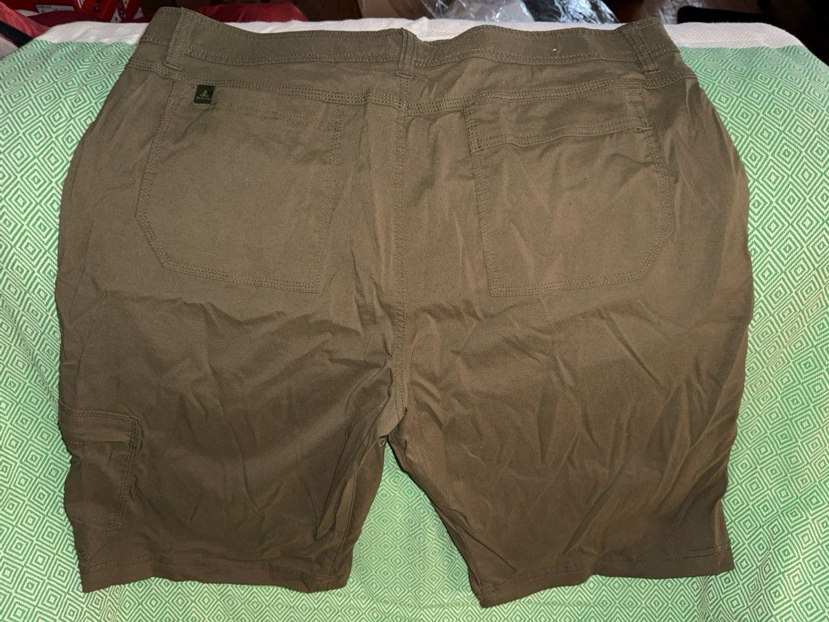 Prana PRANA “Zion” Belted cargo-style stretch Hiking Shorts - 38 Size US 38 / EU 54 - 2 Thumbnail