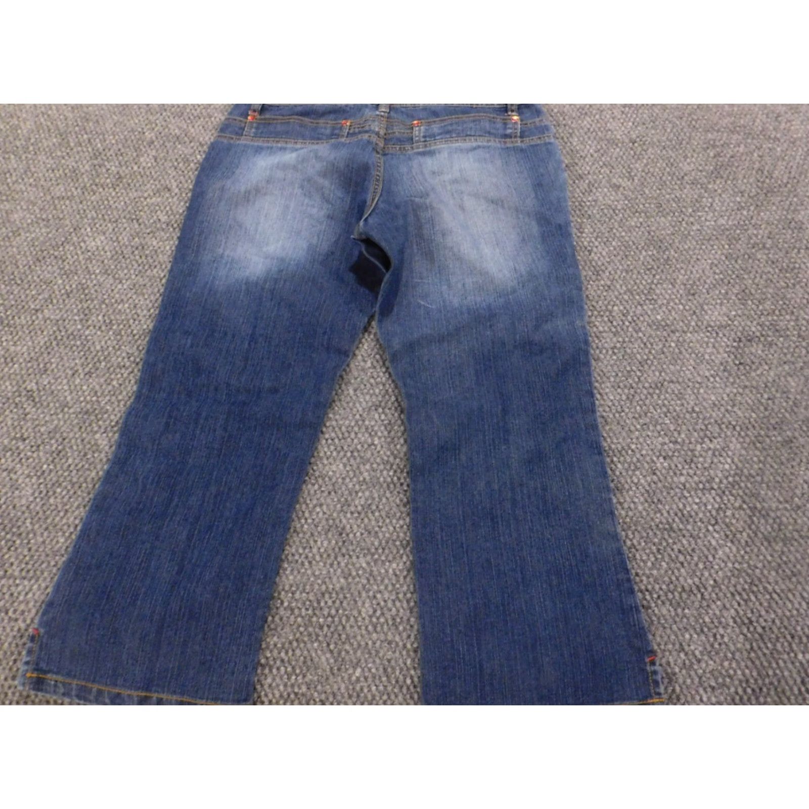 Ecko Unltd. Ecko Unltd. Jeans Women 7 Blue Capri Denim Straight Slim Stretch Zip Modern Regular 30in Waist Inseam 22in Size 28" / US 6 / IT 42 - 5 Thumbnail