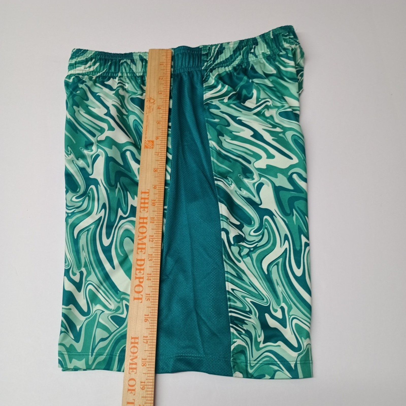 Under Armour Under Armour Men's Print Shorts Size M Green Camouflage Size US 28 / EU 44 - 8 Thumbnail