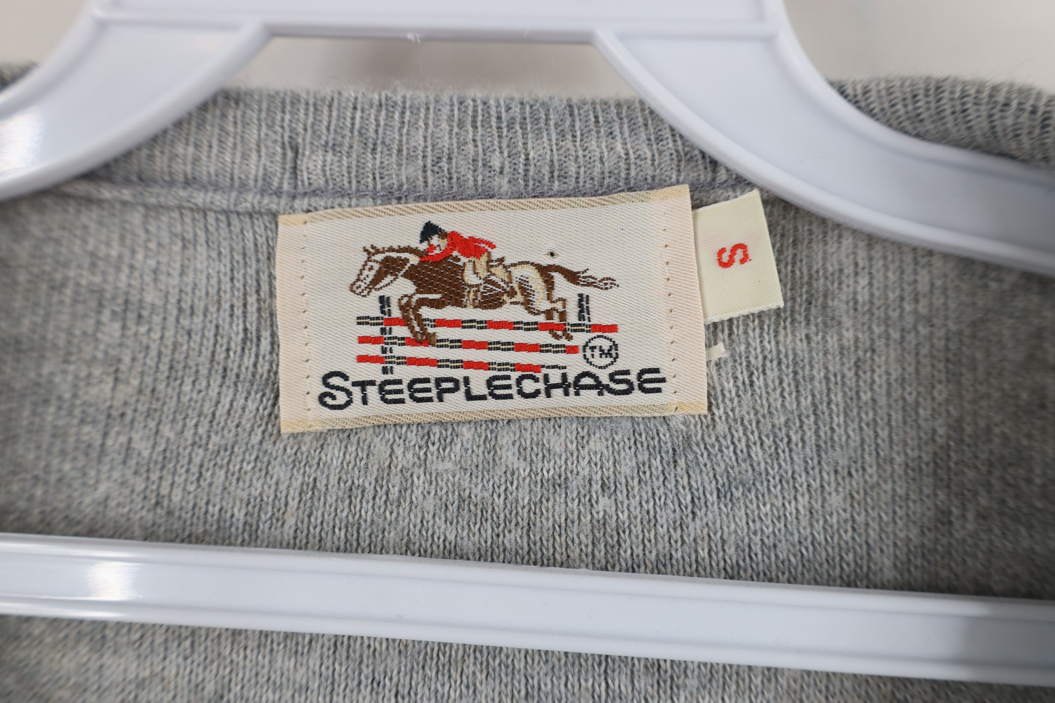 Vintage Vintage 70s Streetwear Equestrian V-Neck Sweater Gray USA Size US S / EU 44-46 / 1 - 4 Thumbnail