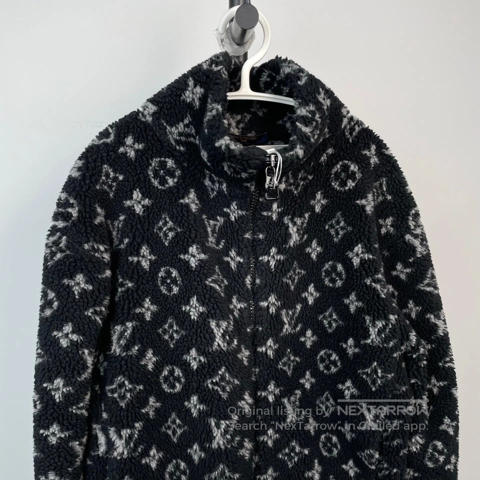 Louis Vuitton Louis Vuitton Black Full Print Logo Teddy Fleece Jacket| Size US XS / EU 42 / 0 - 3 Thumbnail