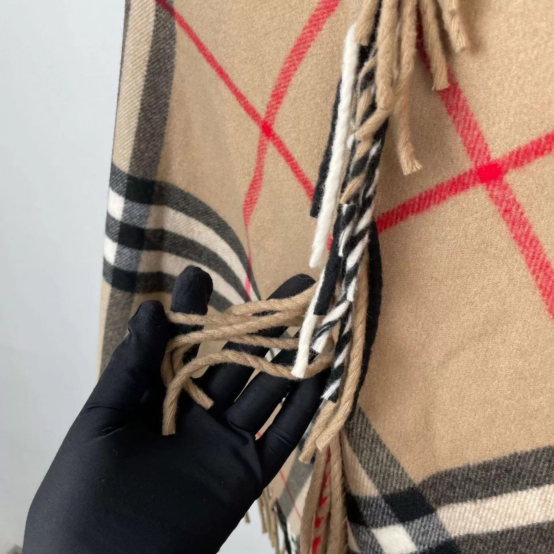 Burberry Burberry Yellow Check Wool Shawl NWT Size ONE SIZE - 9 Thumbnail