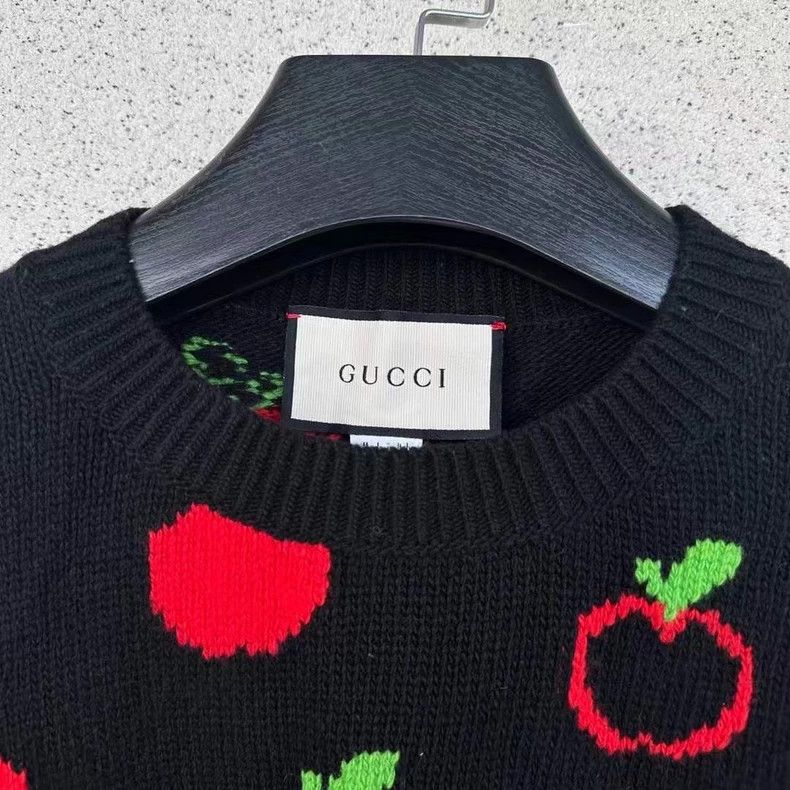 Gucci Gucci Apple full-print sweater 2501-Nextarrow Size US L / EU 52-54 / 3 - 2 Thumbnail