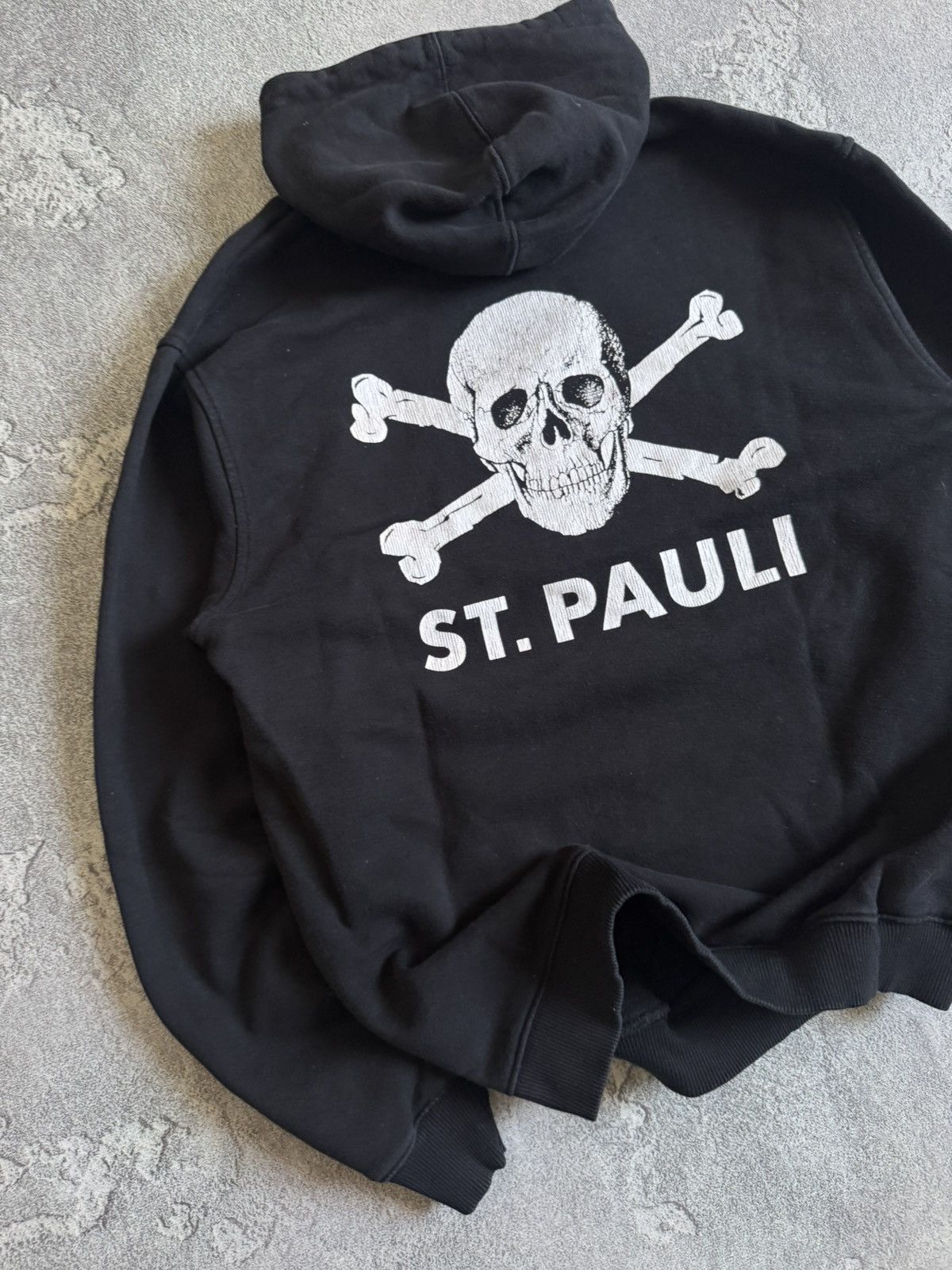 Vintage ST.PAULI RETRO hoodie big logo skeleton 💀 bones jumper Size US L / EU 52-54 / 3 - 3 Thumbnail