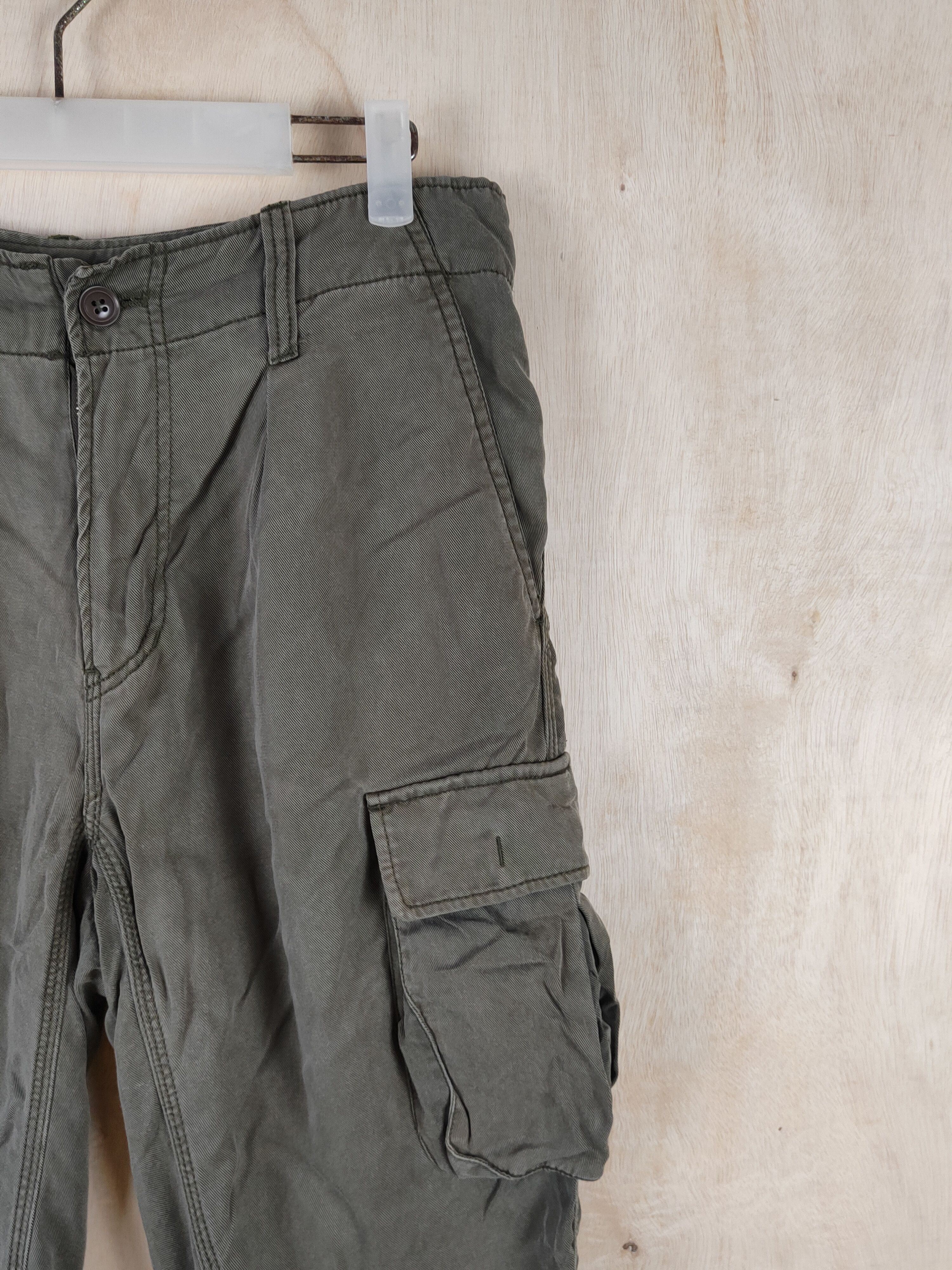 Japanese Brand Earth Music&Ecology Olive Multipocket Short Pants #S2531 Size 31" - 5 Thumbnail