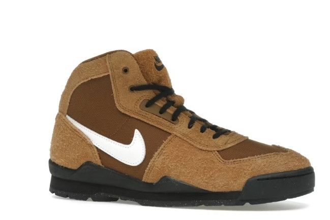 Nike × Stussy Nike Air Baltoro Stüssy Light British Tan Size US 11 / EU 44 - 1 Thumbnail