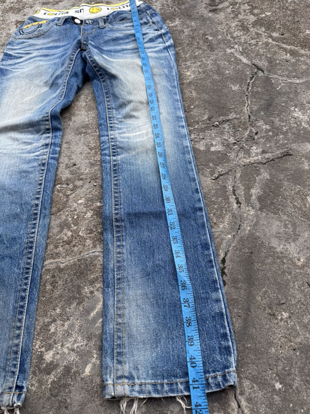 Hysteric Glamour Yoshitomo Nara Lolita Smile Jeans Archived Size US 28 / EU 44 - 5 Thumbnail