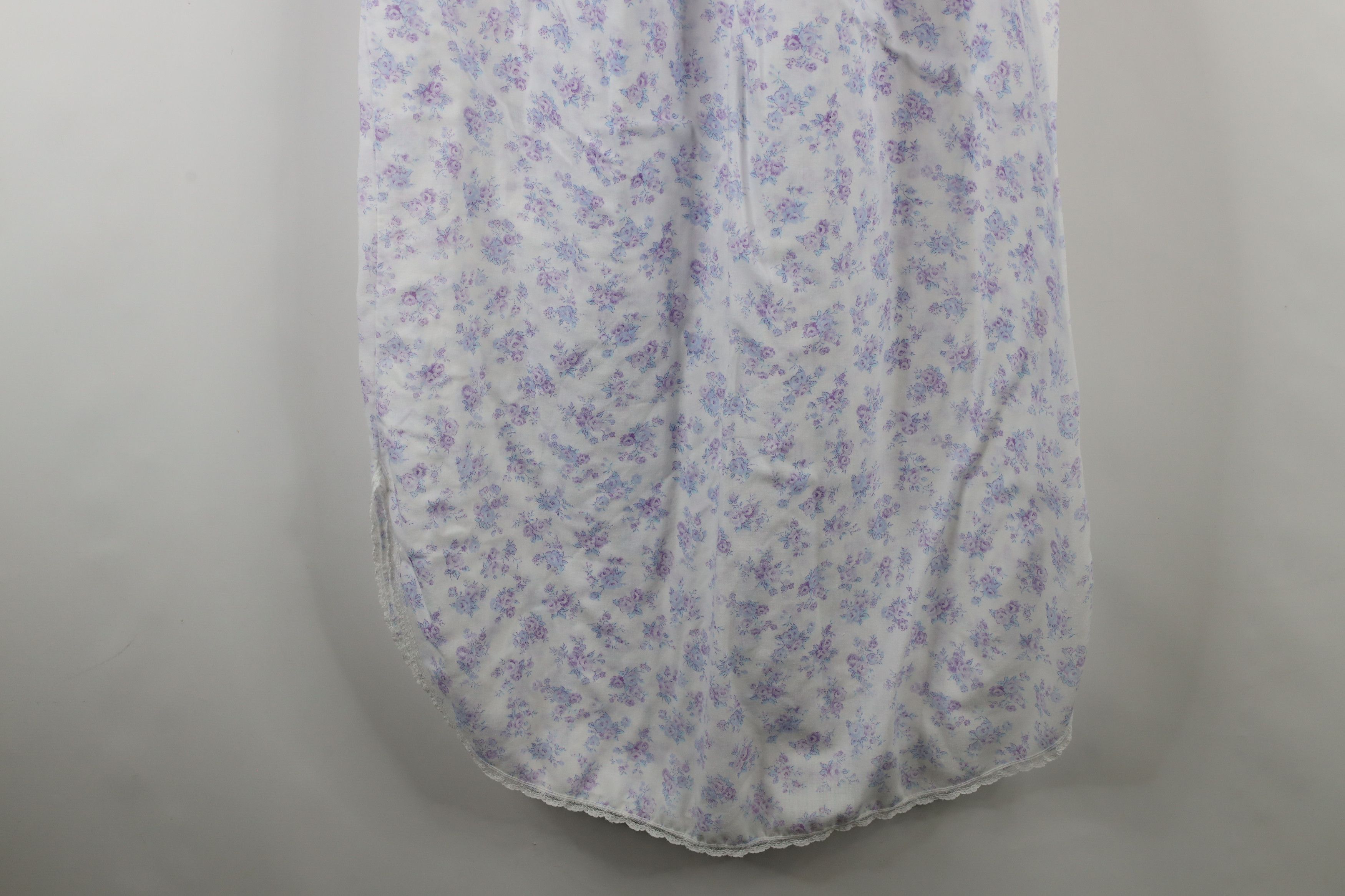 Vintage Vintage 90s Miss Elaine Lace Night Gown Sleep Shirt USA Size M / US 6-8 / IT 42-44 - 4 Thumbnail