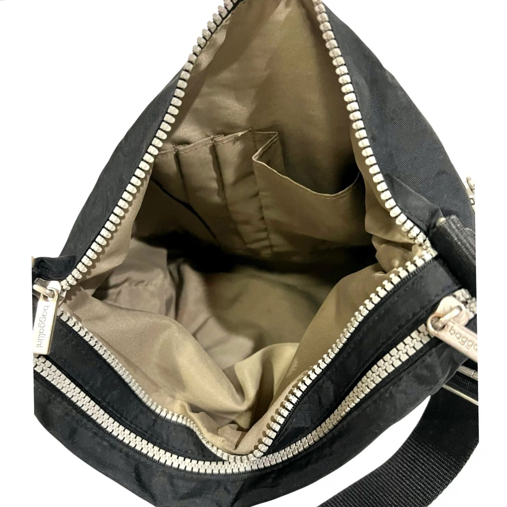 Vintage Baggallini Crossbody Bag Black Nylon Lightweight Zip-Top Travel Multi-Pocket Women Crossbody Bag, 12”W x 10”H, Preowned, Casual, Travel Size ONE SIZE - 7 Thumbnail