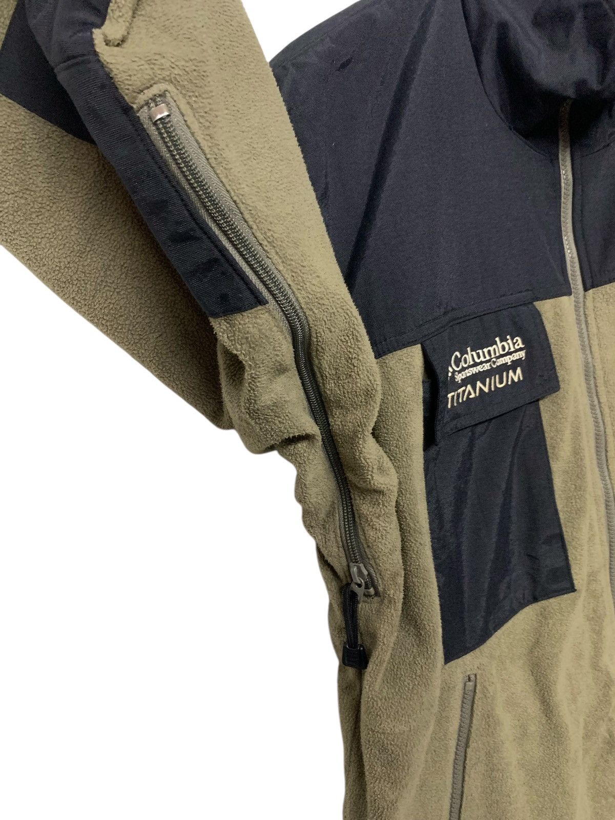 Columbia Rare Vintage Columbia Titanium Sportwear Company Fleece Size US M / EU 48-50 / 2 - 9 Thumbnail