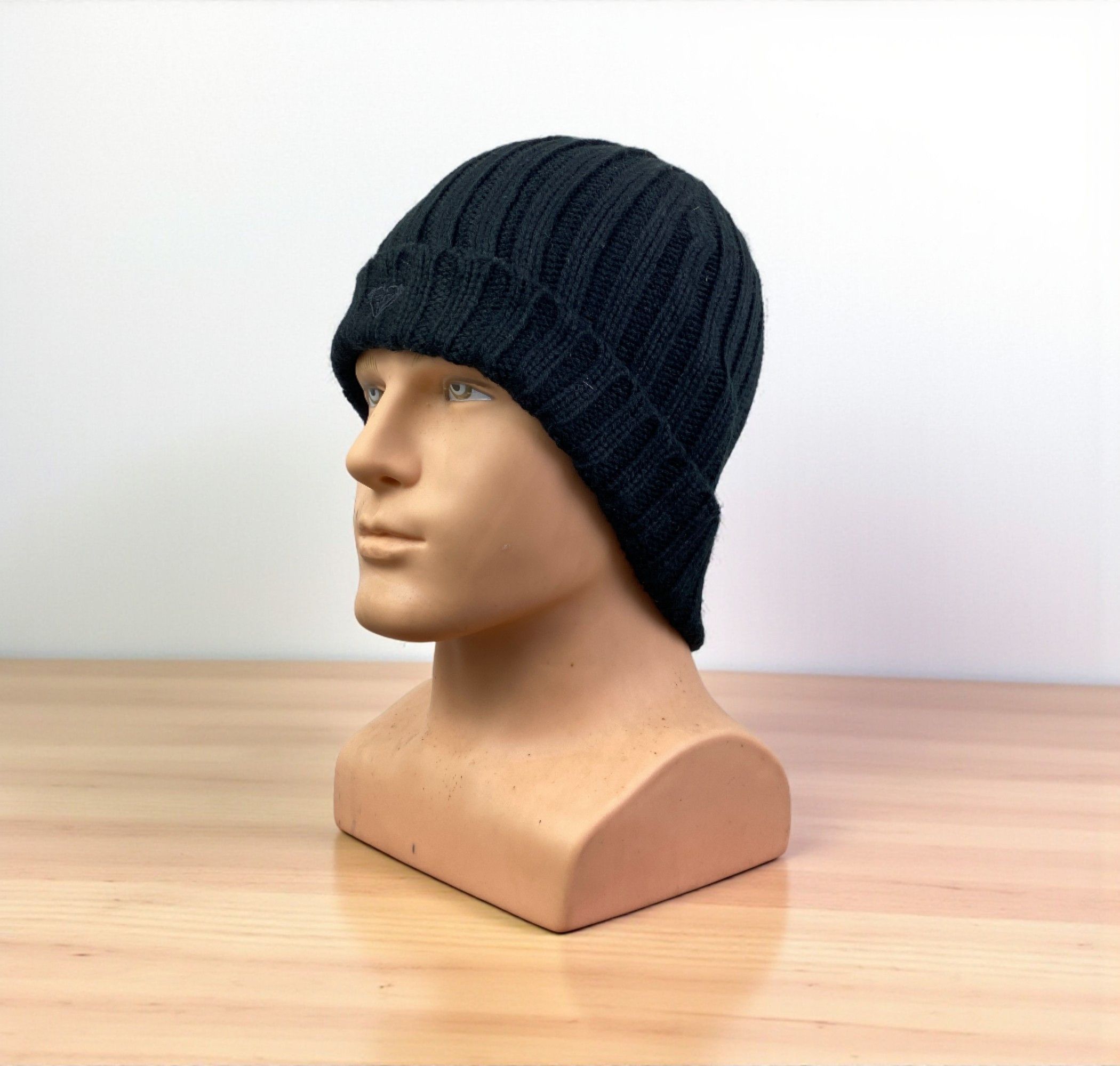 Vintage Vintage Roxy Beanie / Winter Hat / Snow Cap BA0089 Size ONE SIZE - 1 Thumbnail