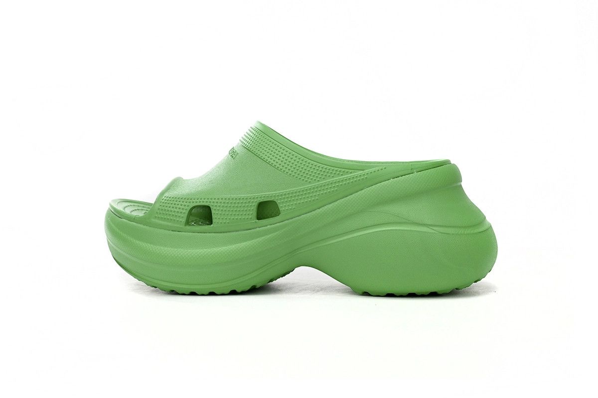 Balenciaga × Crocs o1in1g0824 Pool Crocs™ Slide Sandals in Green Size US 10 / EU 43 - 2 Thumbnail