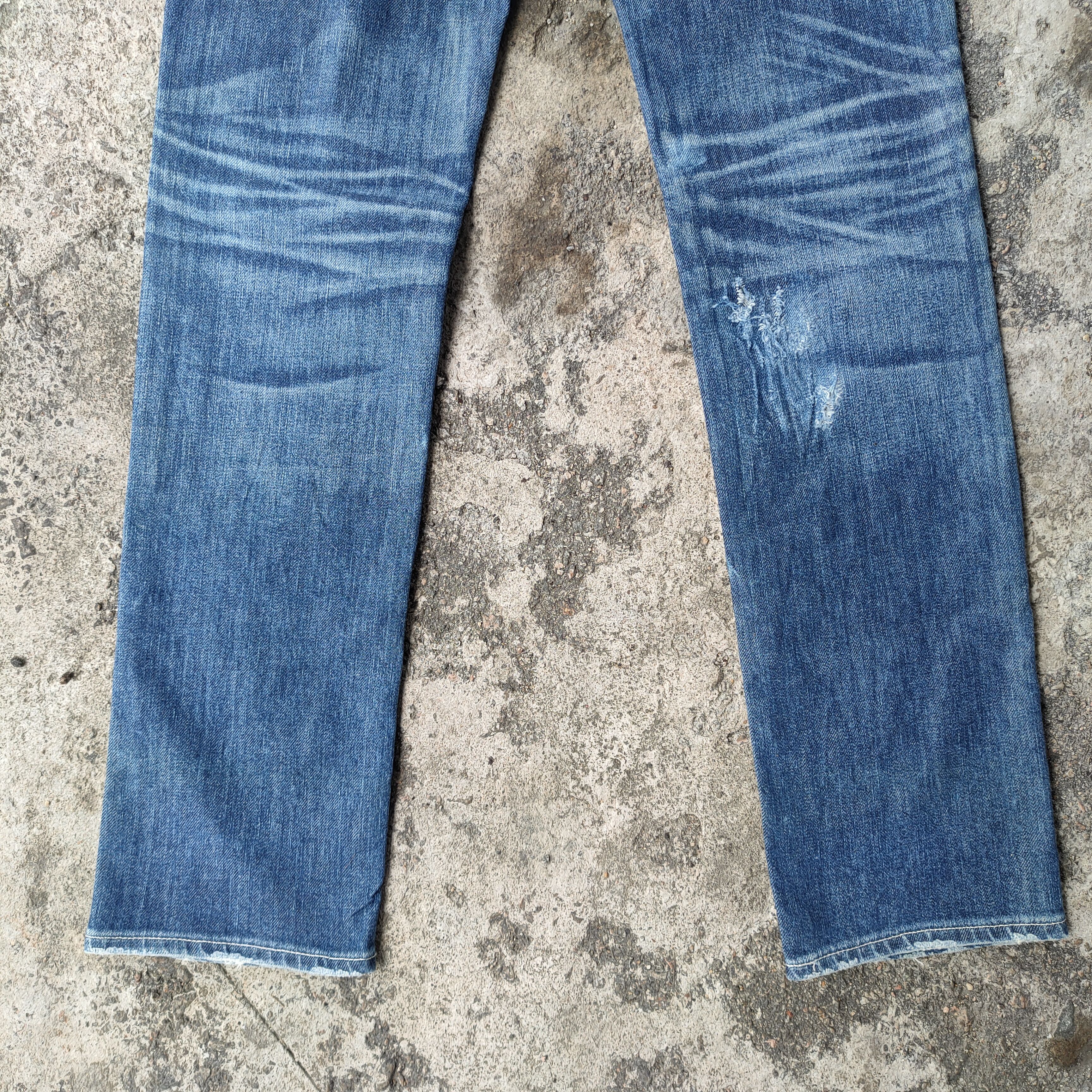 Japanese Brand VINTAGE JAPANESE FADED BLUE JEANS DENIM PANTS Size US 31 - 9 Thumbnail