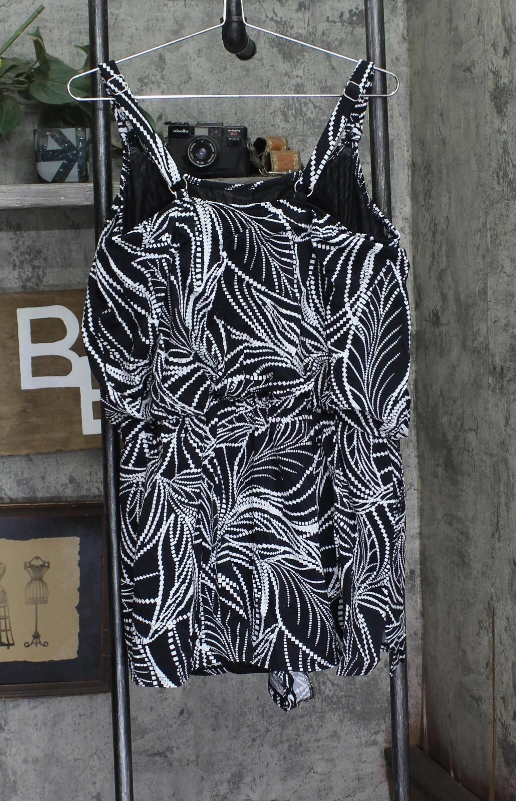 Other Nwt Swim Solutions One Romper On The Vine Black / White 22w Size ONE SIZE - 2 Thumbnail