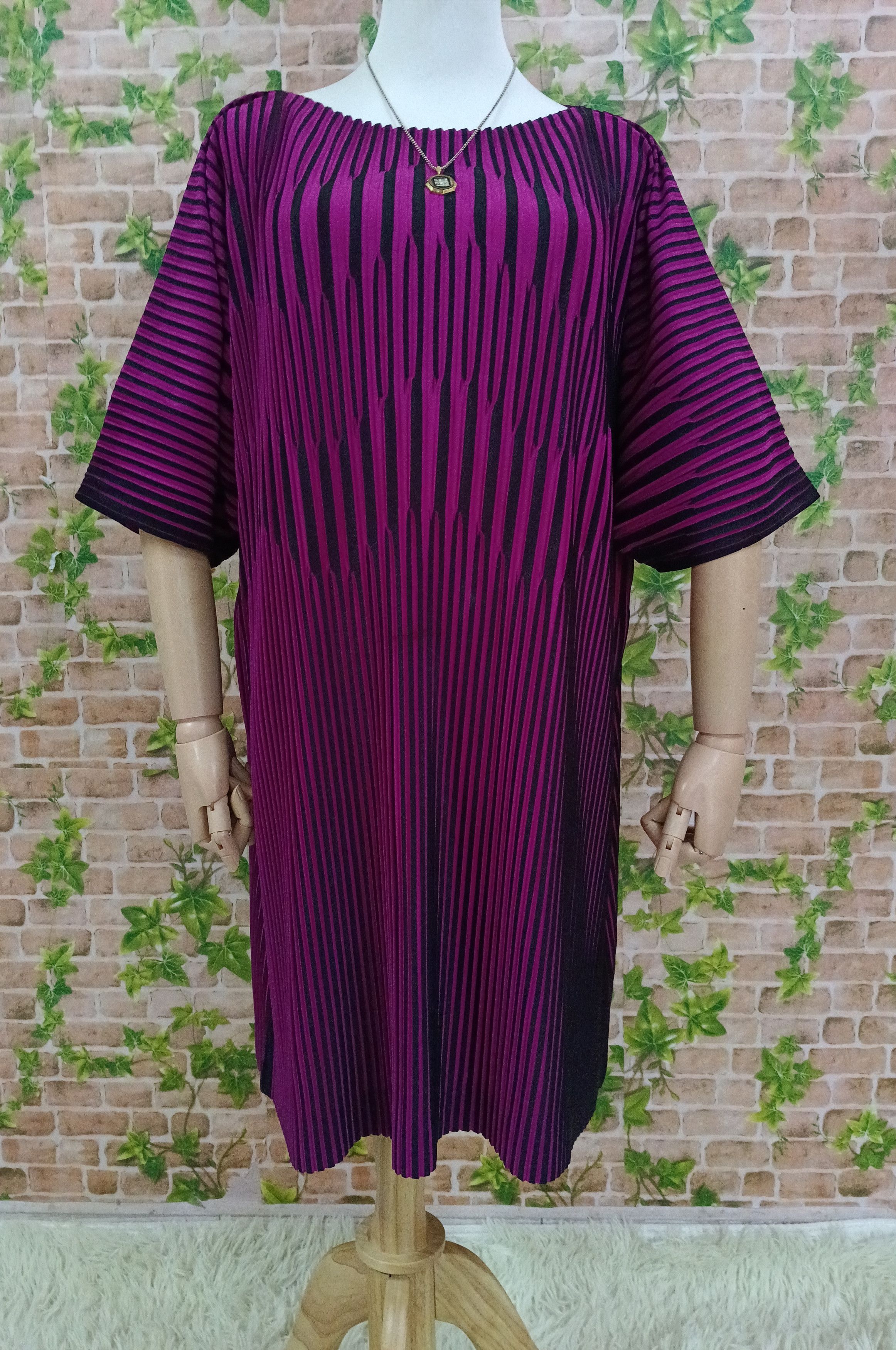 Issey Miyake ISSEY MIYAKE MID DRESS(SIZE 2) Size M / US 6-8 / IT 42-44 - 2 Thumbnail