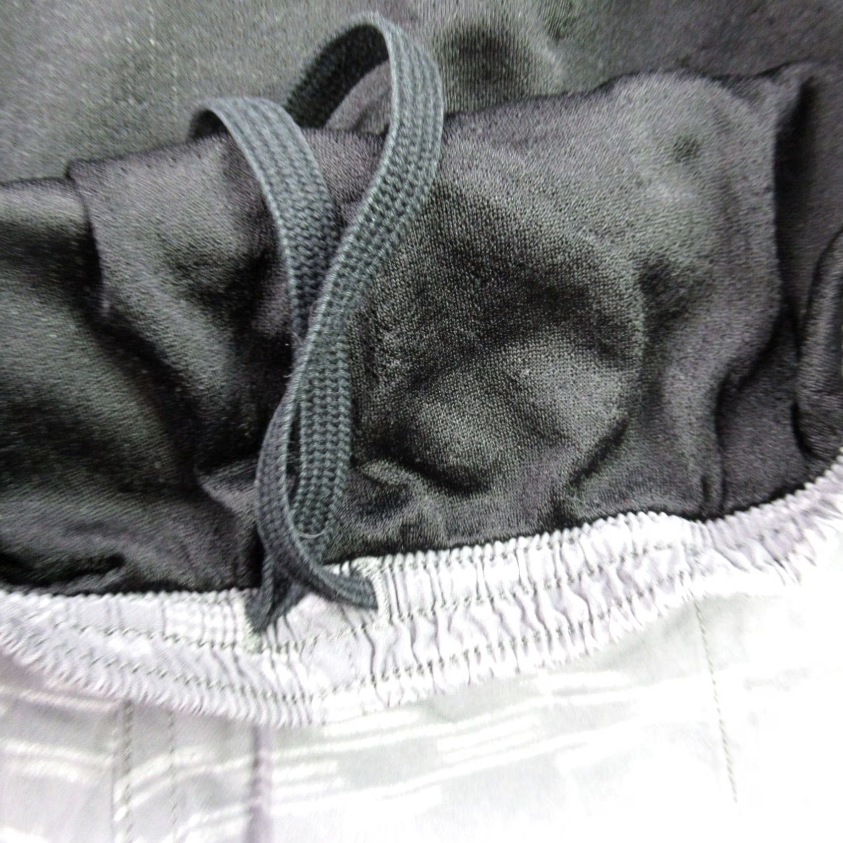 Patagonia Patagonia Shorts Mens 28 Chino Gray Drawstring Lightweight Outdoors Pockets Size US 28 / EU 44 - 3 Thumbnail