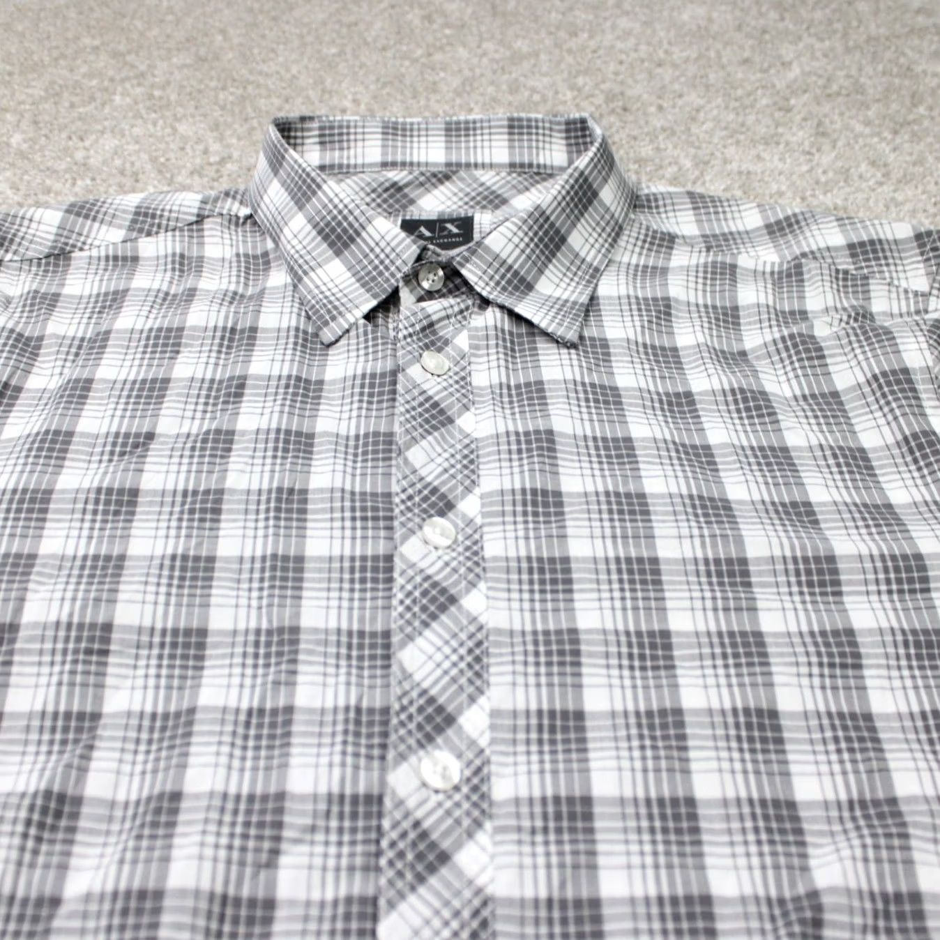 Armani Exchange A/X Armani Exchange Shirt Mens Large Gray/White 100% Cotton Short Sleeve Button-Up Plaid, Regular Fit, Casual Crew Neck? Size US L / EU 52-54 / 3 - 4 Thumbnail
