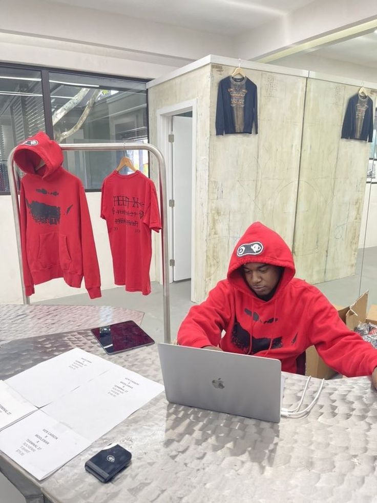 Actual Hate × Ken Carson × Playboi Carti 2021 Ken Carson Teen X x Middleman x Actualhate Red T shirt Size US L / EU 52-54 / 3 - 2 Thumbnail