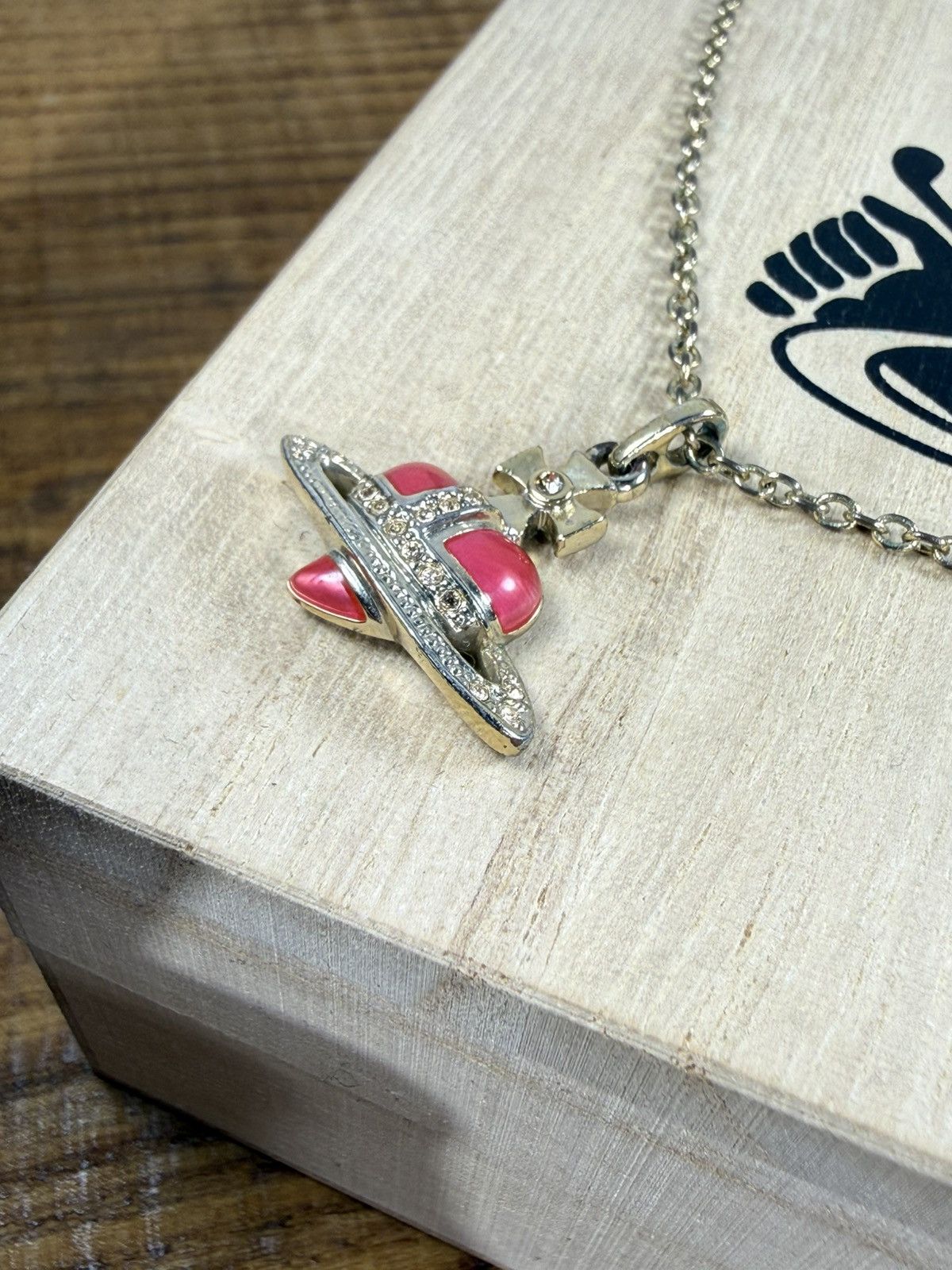 Vivienne Westwood Vivienne Westwood Diamante Heart Pendant Necklace Red Size ONE SIZE - 9 Thumbnail