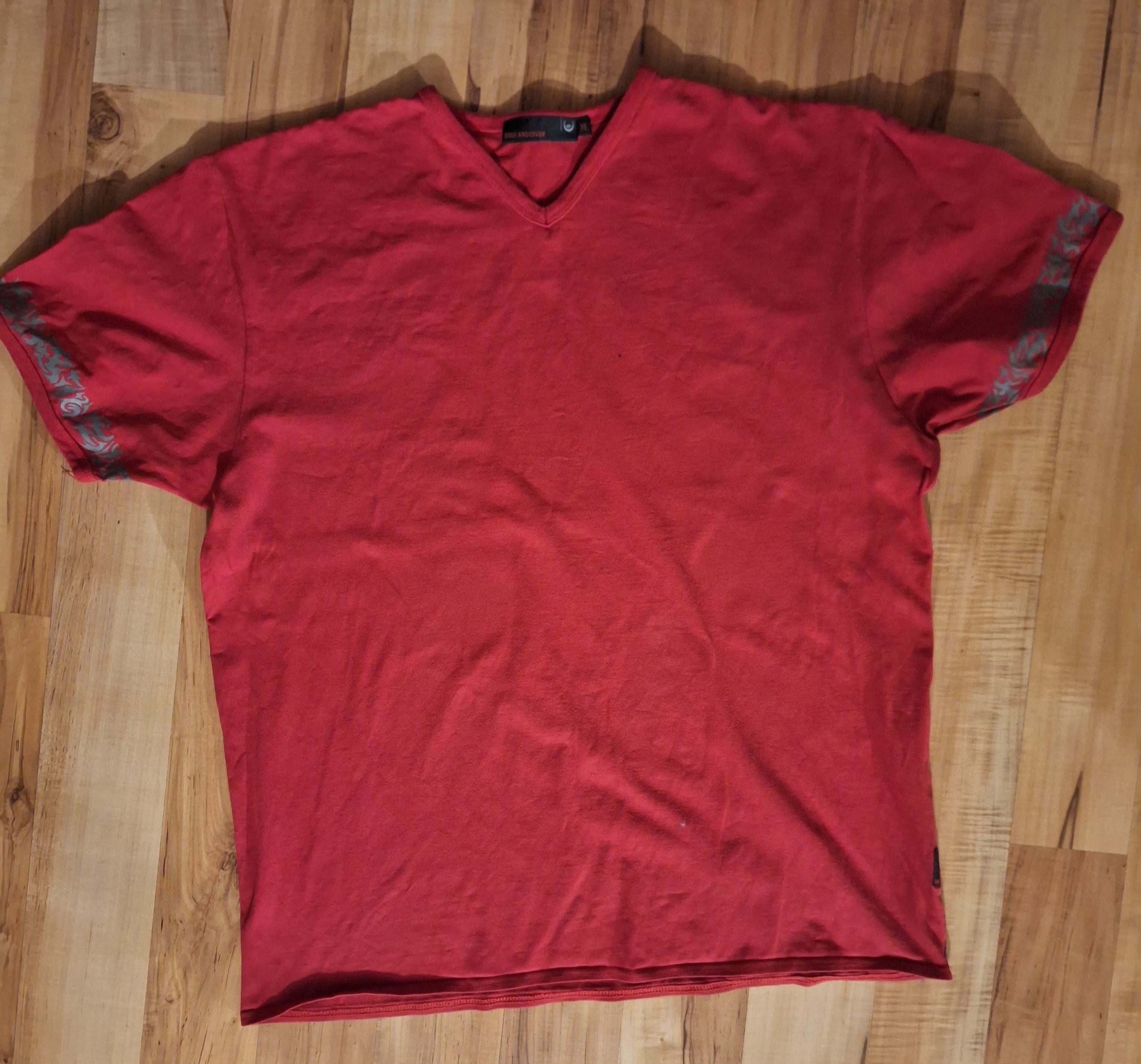 The Unbranded Brand Duck and Cover S/S 2000 Tribal Cyber Vintage T-Shirt Y2K Size US XL / EU 56 / 4 - 1 Thumbnail