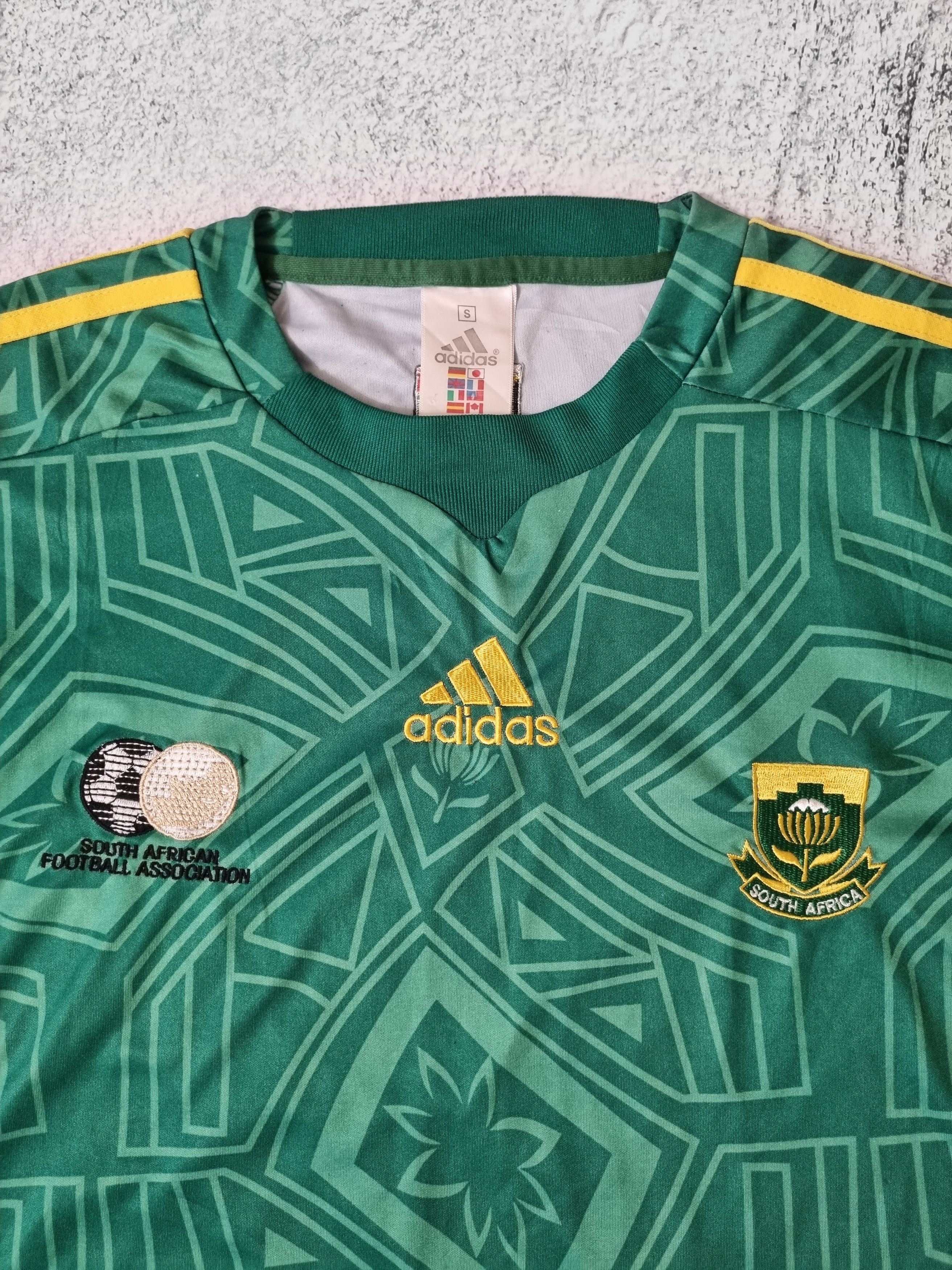 Adidas South Africa 2002/04 Home Shirt Adidas Vintage Jersey Size US S / EU 44-46 / 1 - 3 Thumbnail