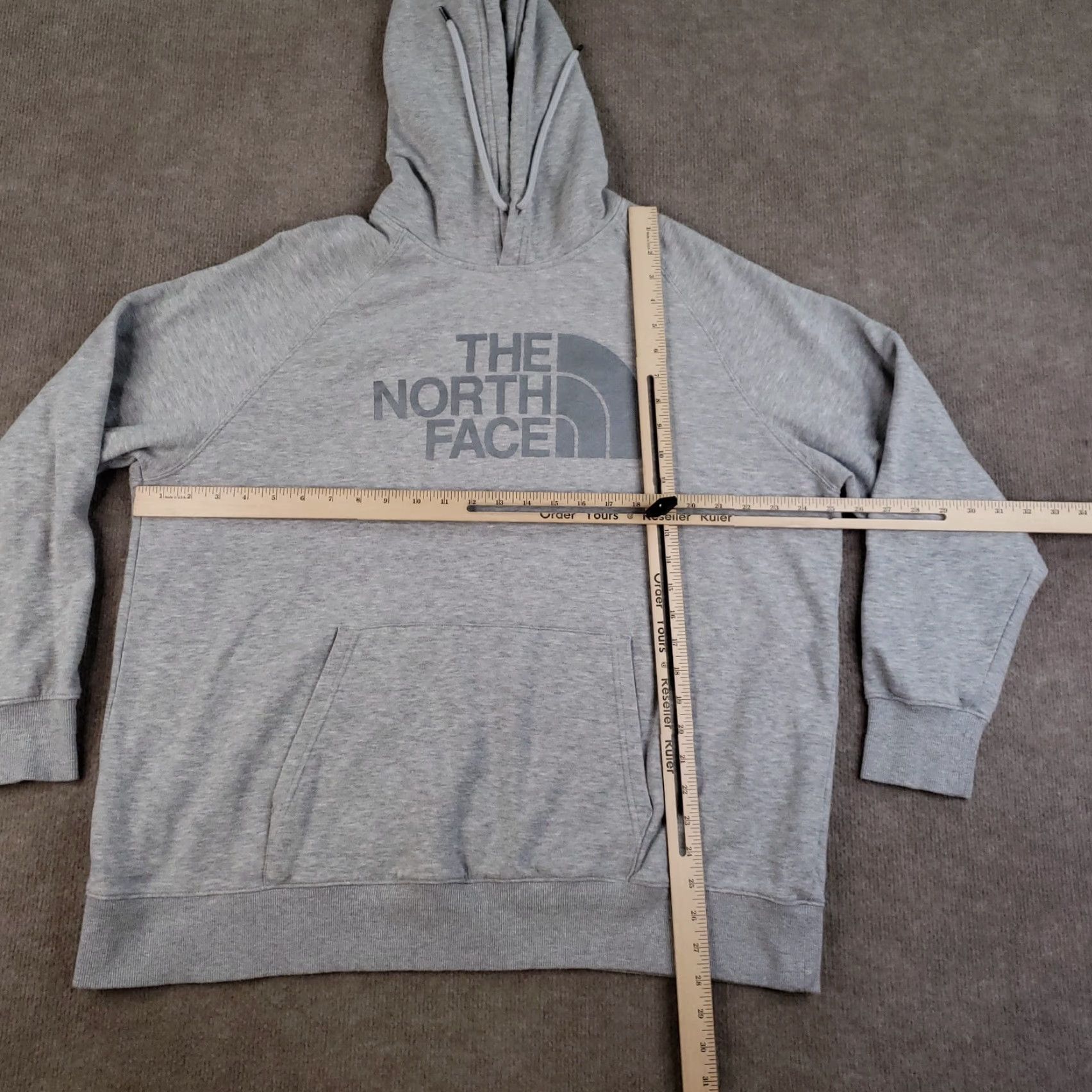 The North Face North Face Hoodie Womens 2XL XXL Gray Pullover Sweatshirt Kangaroo Pocket Logo Size XXL / US 16-18 / IT 52-54 - 2 Thumbnail