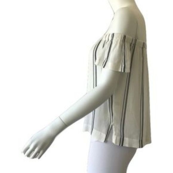 Anthropologie Cloth & Stone Ivory Striped Off-The-Shoulder Blouse Size M / US 6-8 / IT 42-44 - 2 Thumbnail