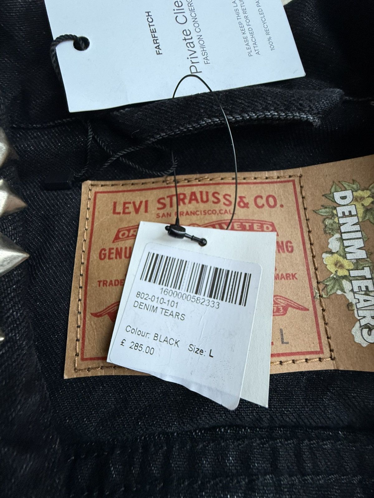 DENIM TEARS × Levi's Denim tears Levi’s black studded trucker jacket BNWT Size US L / EU 52-54 / 3 - 21 Thumbnail