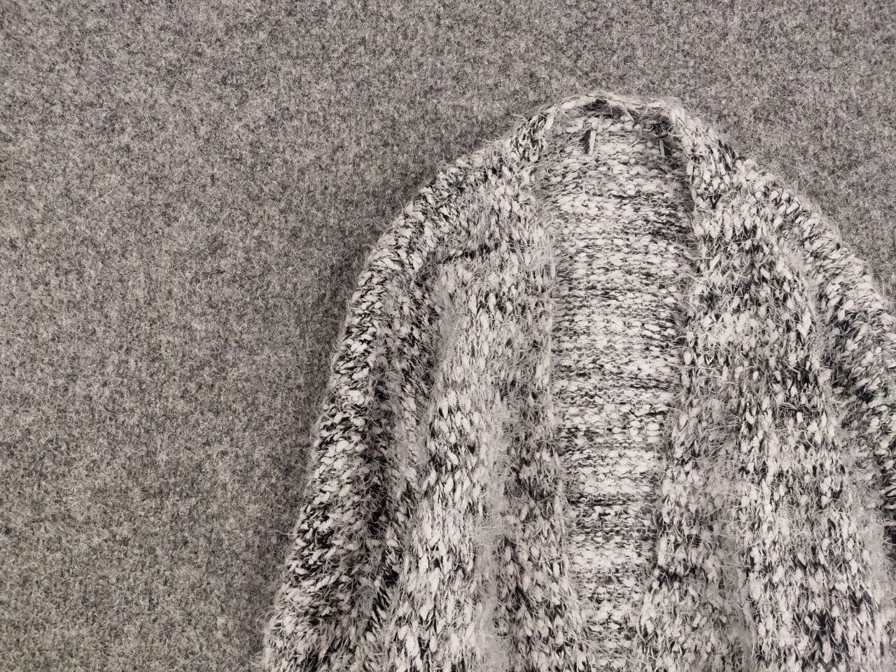 Japanese Brand Vintage 90's Japanese Cardigan Mohair Style Fuzzy Sweater Size US M / EU 48-50 / 2 - 11 Thumbnail