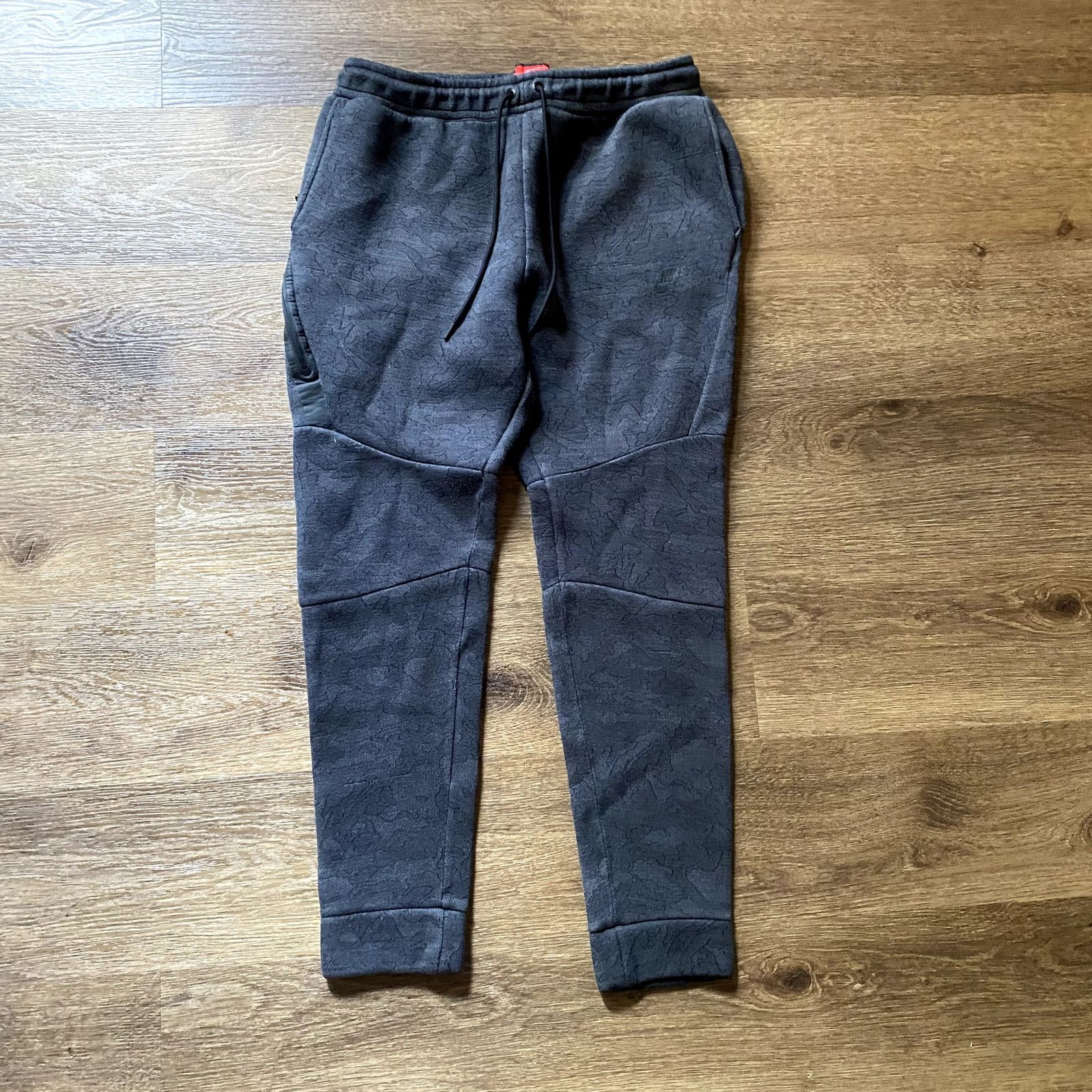 Nike Dark Grey Subtle Pattern Nike Joggers Size US 32 / EU 48 - 1 Thumbnail