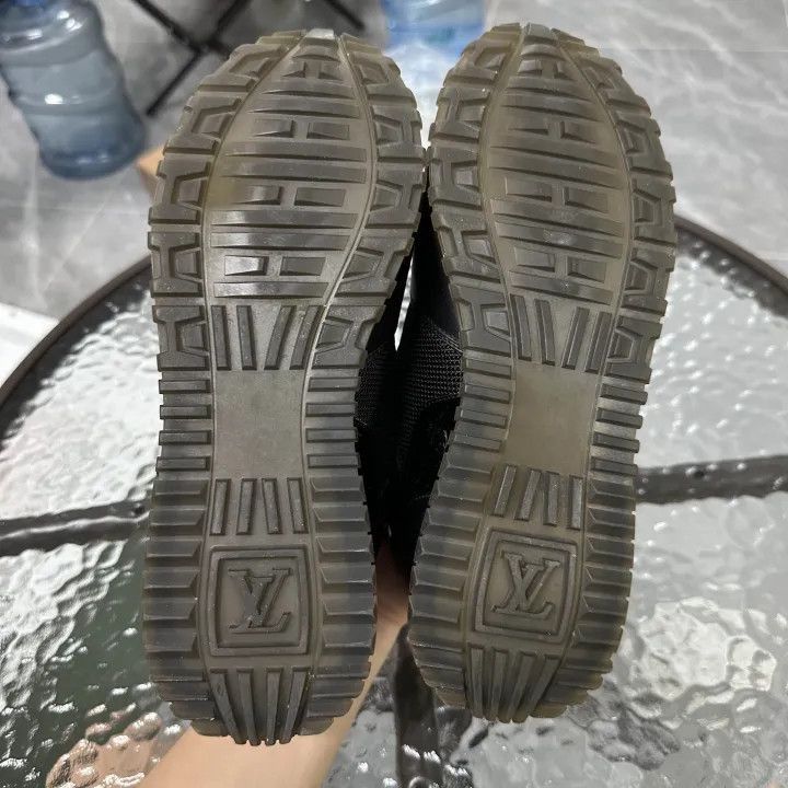 Louis Vuitton Louis Vuitton Black Sporty Sneakers for Casual Wear -2508 Size US 5.5 / EU 38 - 4 Thumbnail