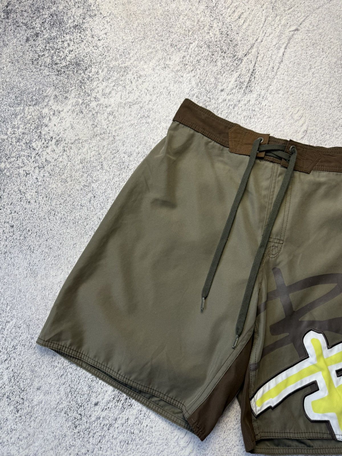 Rip Curl Vintage Rip Curl Big Logo Nylon Shorts USA OOs Size US 34 / EU 50 - 2 Thumbnail